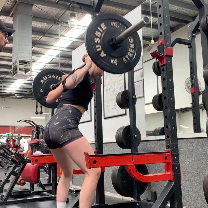 Lifting weight is cool, but HOW you lift the weight is even cooler. 

These videos are 3 weeks apart of @_rubyladdfitness &lsquo;s Barbell Squat. 

There&rsquo;s a key difference between building a foundation that sets you up for long term, injury fr