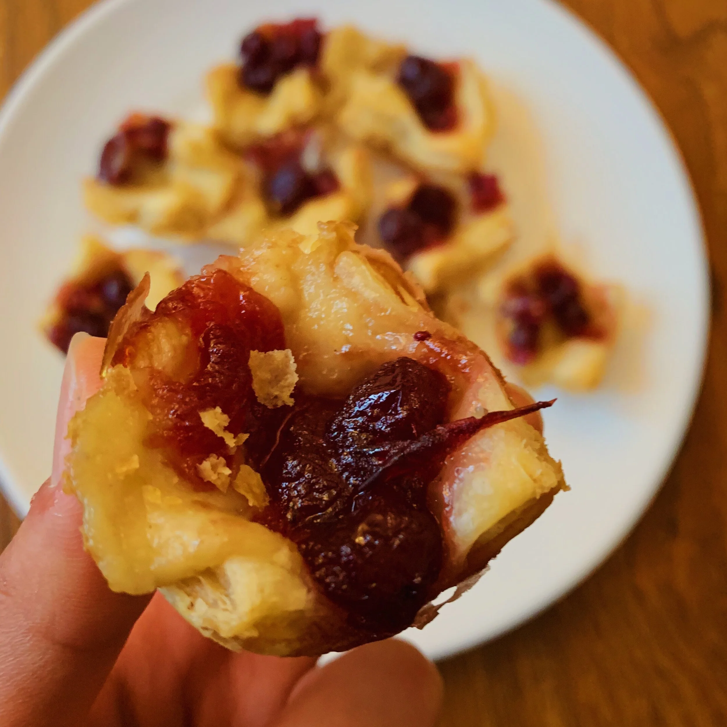 Cranberry Brie Bites