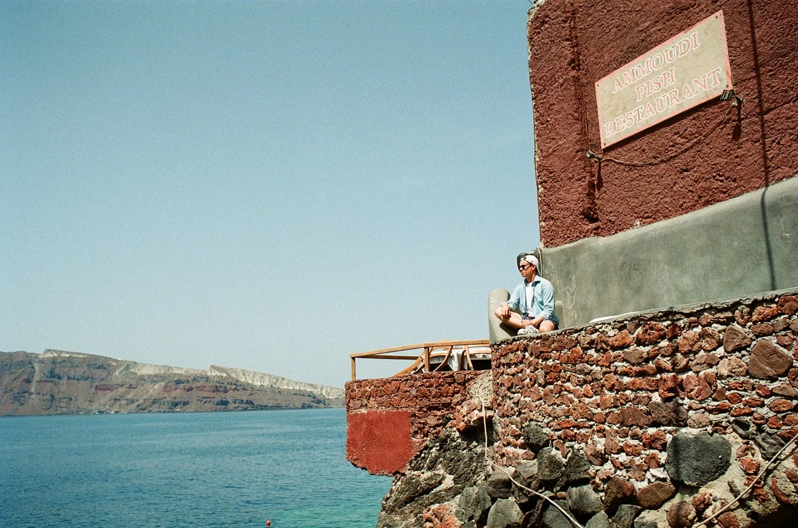  Here’s that white sign from the photo before. 