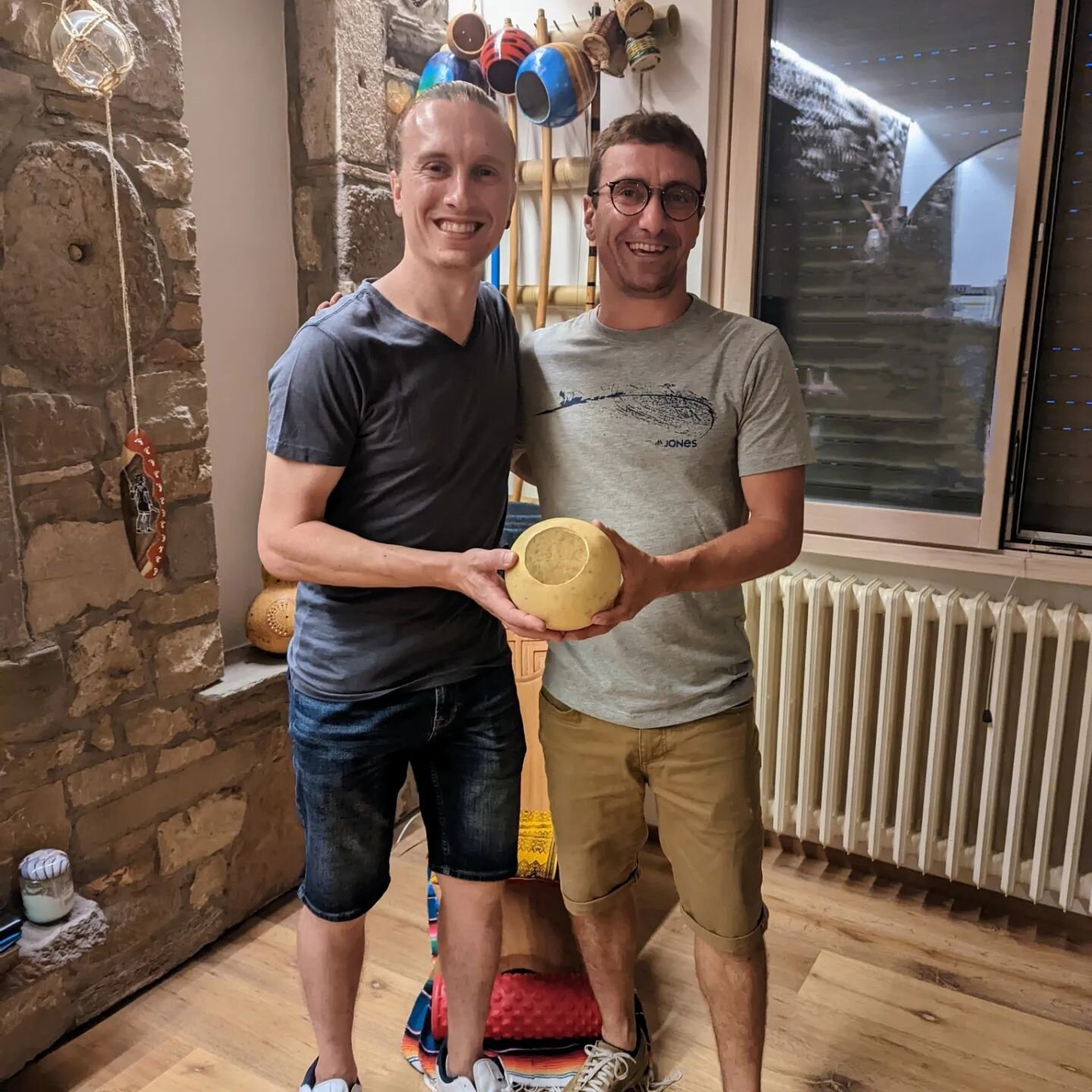 Have you ever seen what a caba&ccedil;a looks like before the final product used alongside the berimbau?

Well it's actually the bottom part of a hollowed and dried out gourd. And as the fruits vary in size, so do they result in the different sizes o