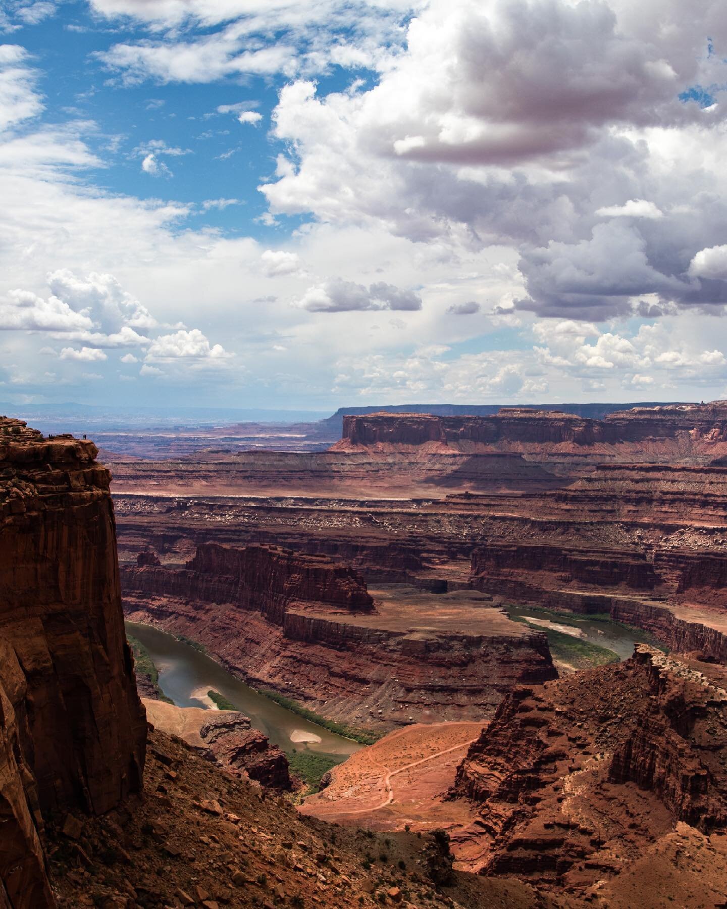 ANOTHER post from Utah. this set was at Canyonlands National Park 🏜