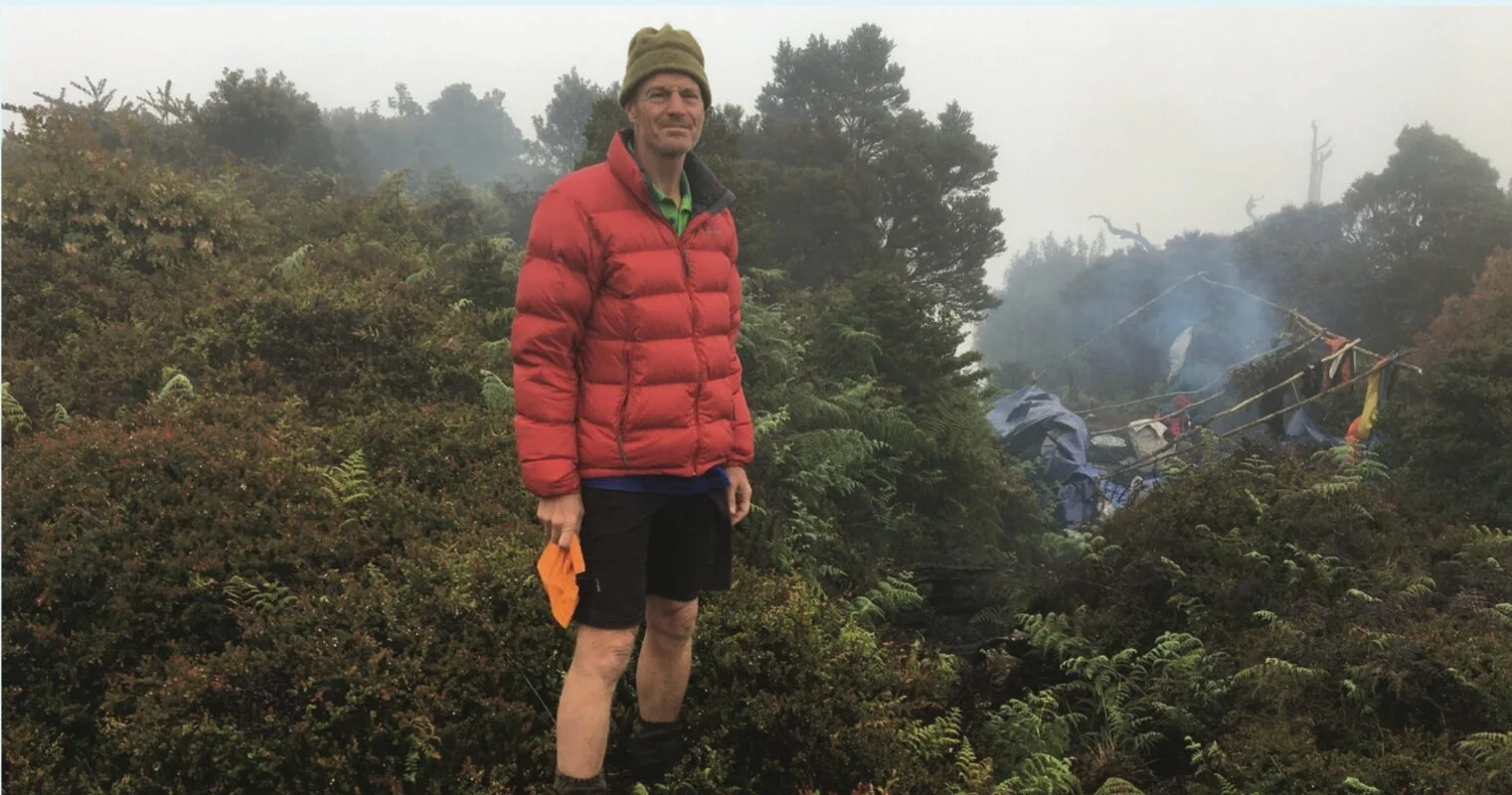 PNG trek to rediscover WW2 crash site