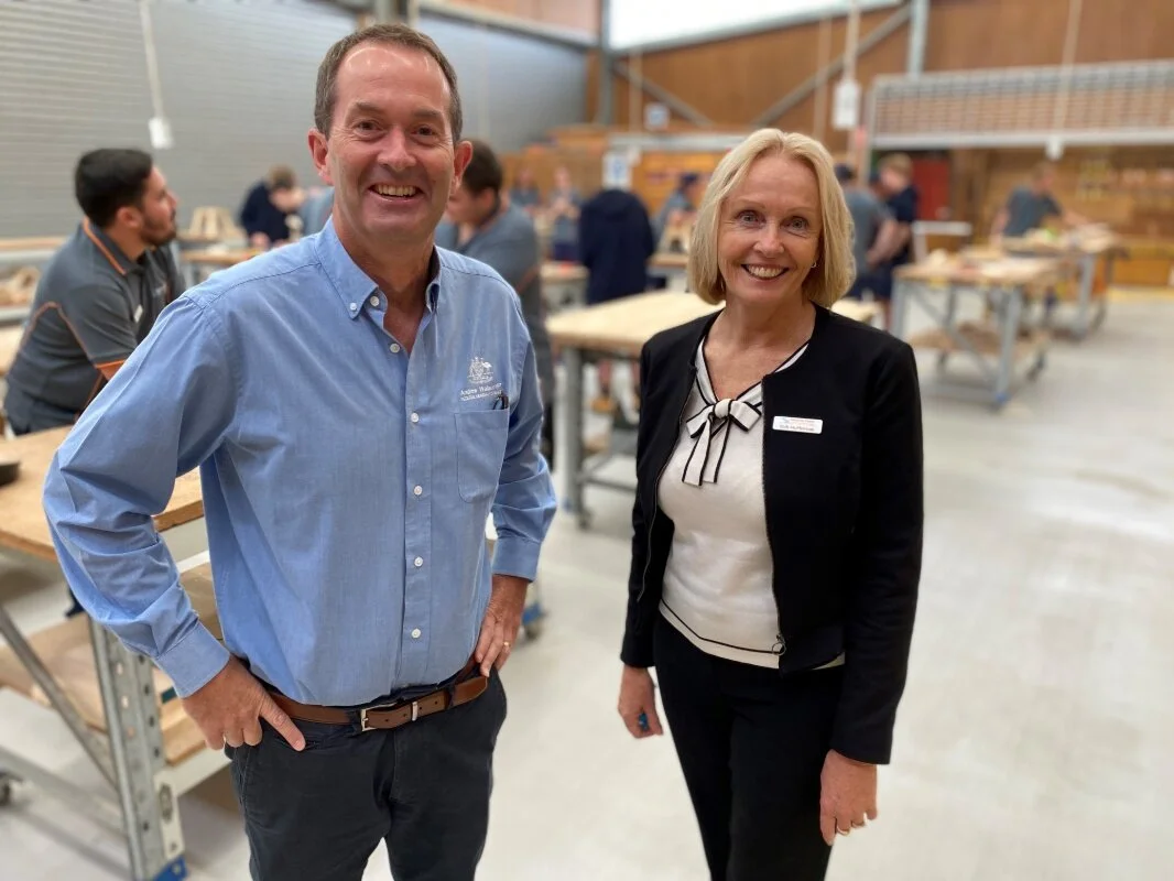 Bursaries to help students find work. Applications now open