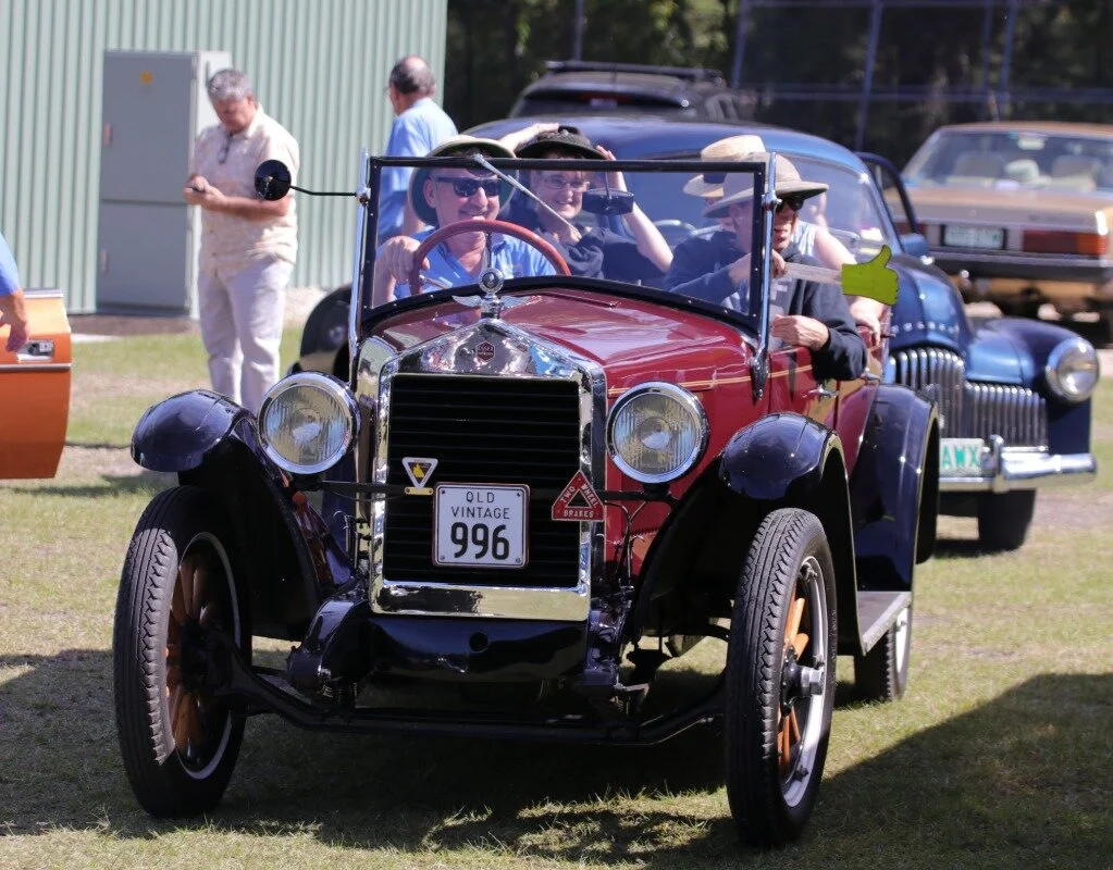 Fun on four wheels as Antique Car Club hosts Independent Living clients at Showgrounds