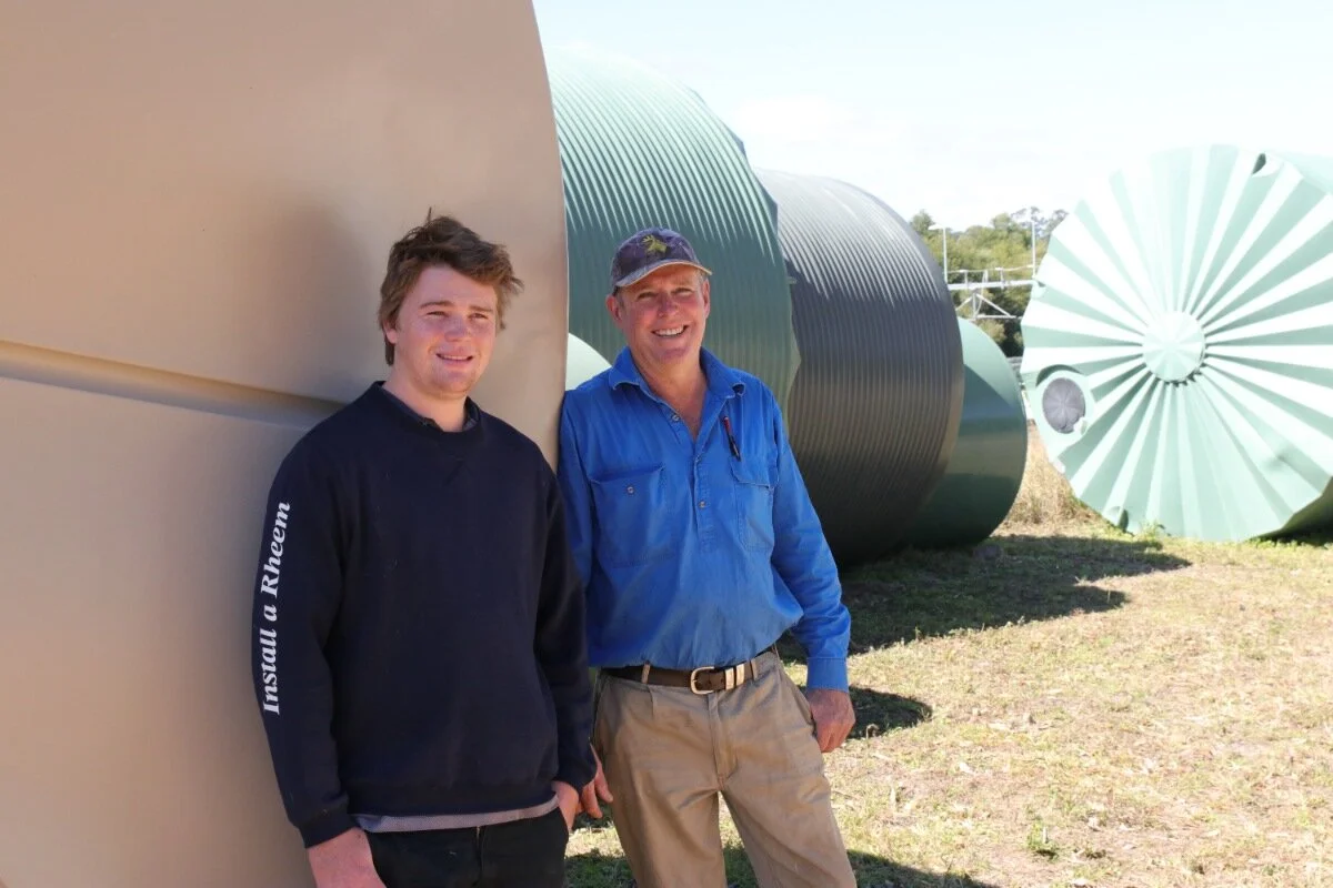 Grab a water tank from Woombye Rural and they’ll throw in an onsite inspection 