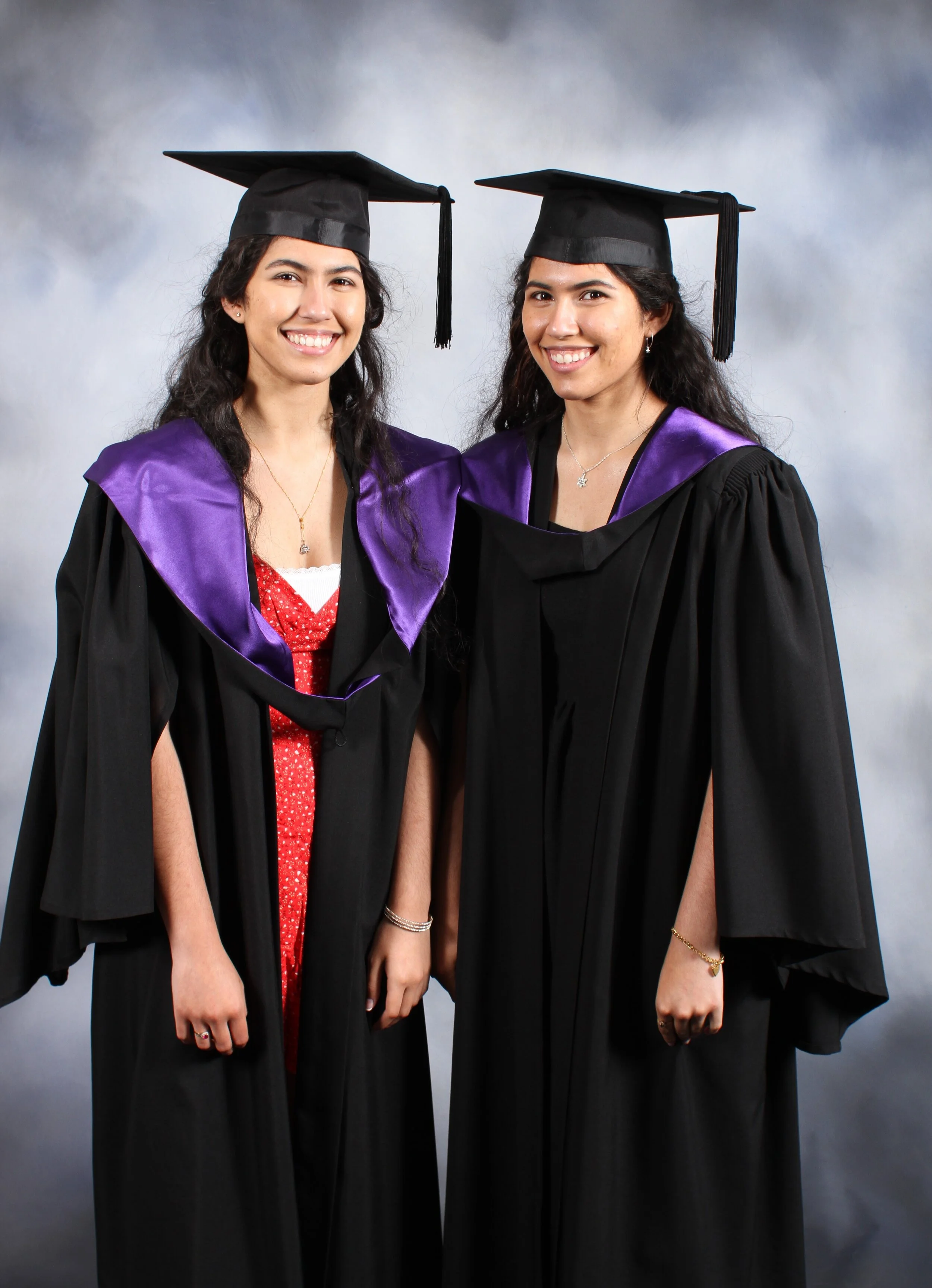 Double celebration as Nambour twins graduate from USC&nbsp;