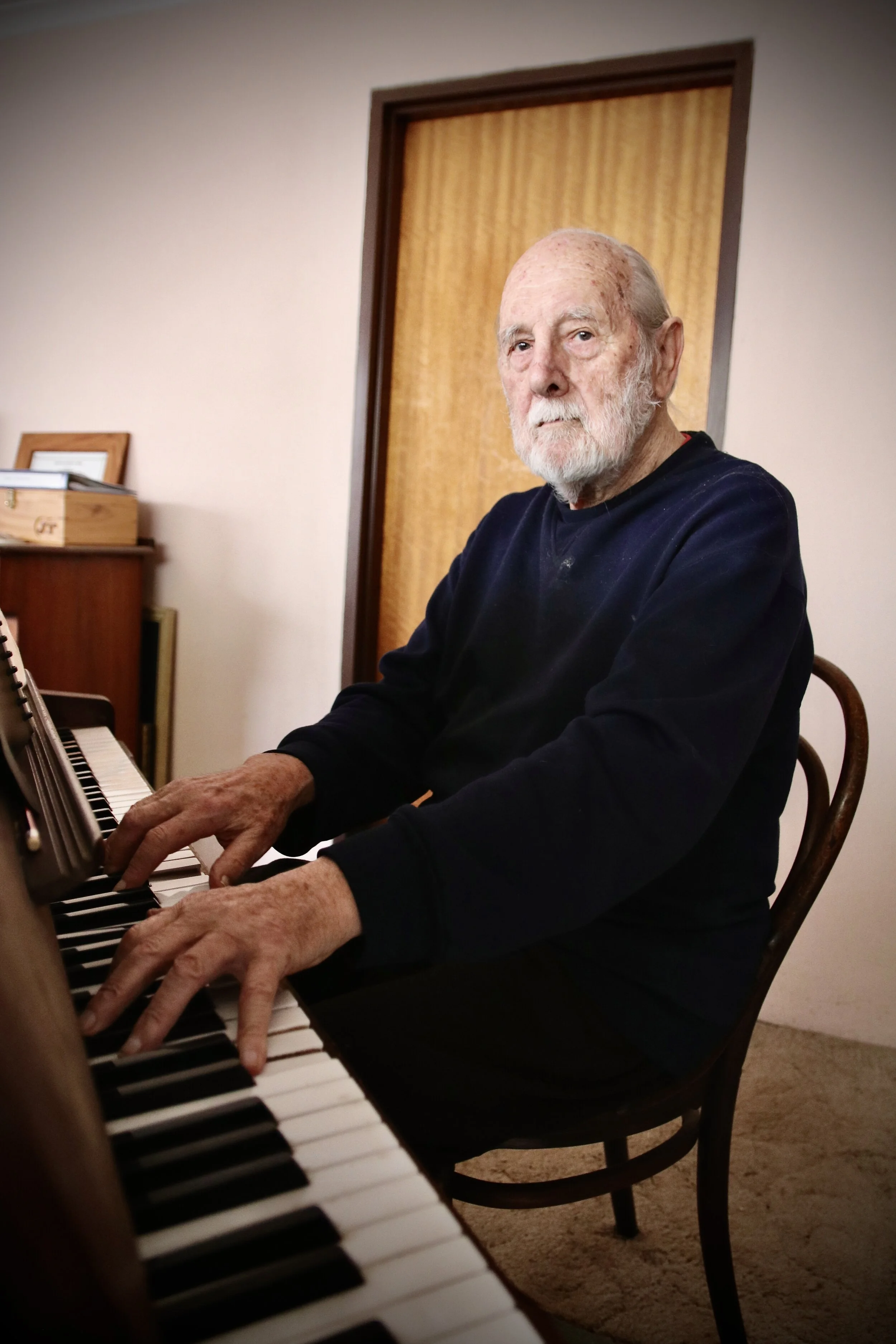 Mapleton Choir steps back in time in tribute to accompanist of 36 years