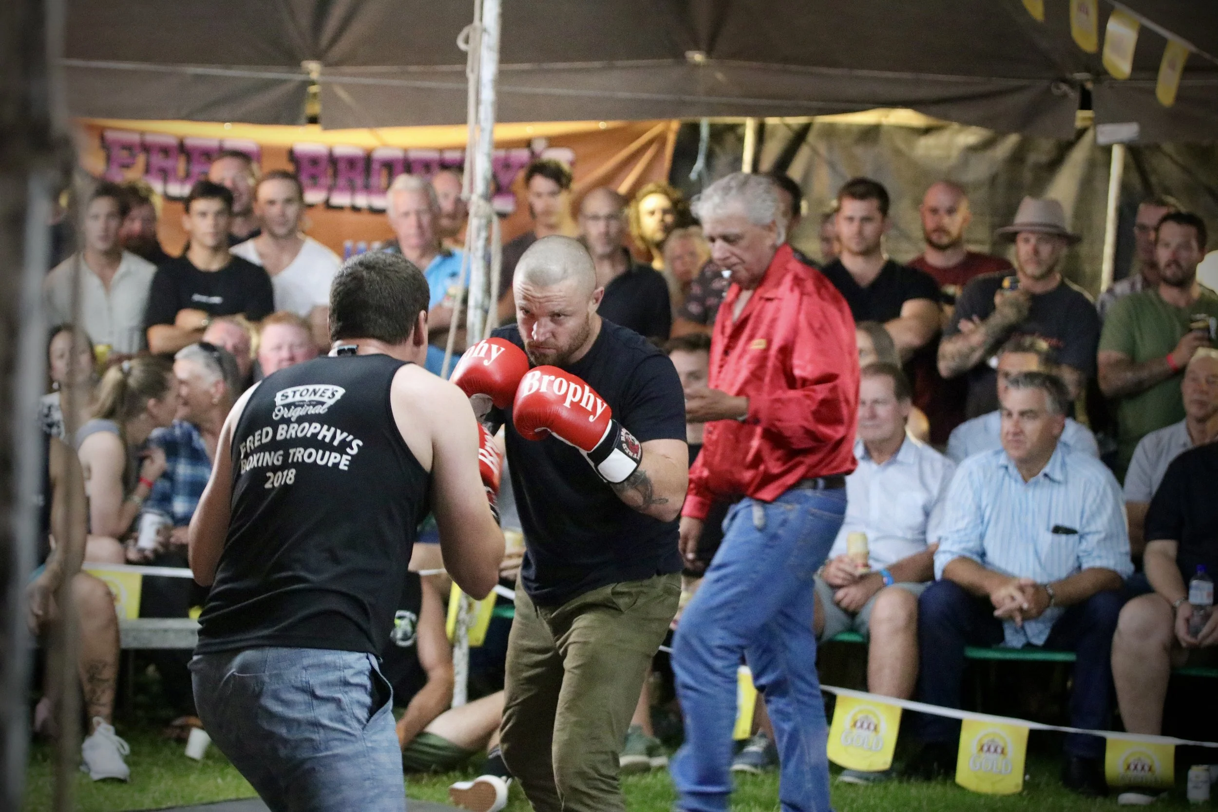 Boxing Action in Pictures: from the Fred Brophy Boxing Troupe visit to Nambour Crushers