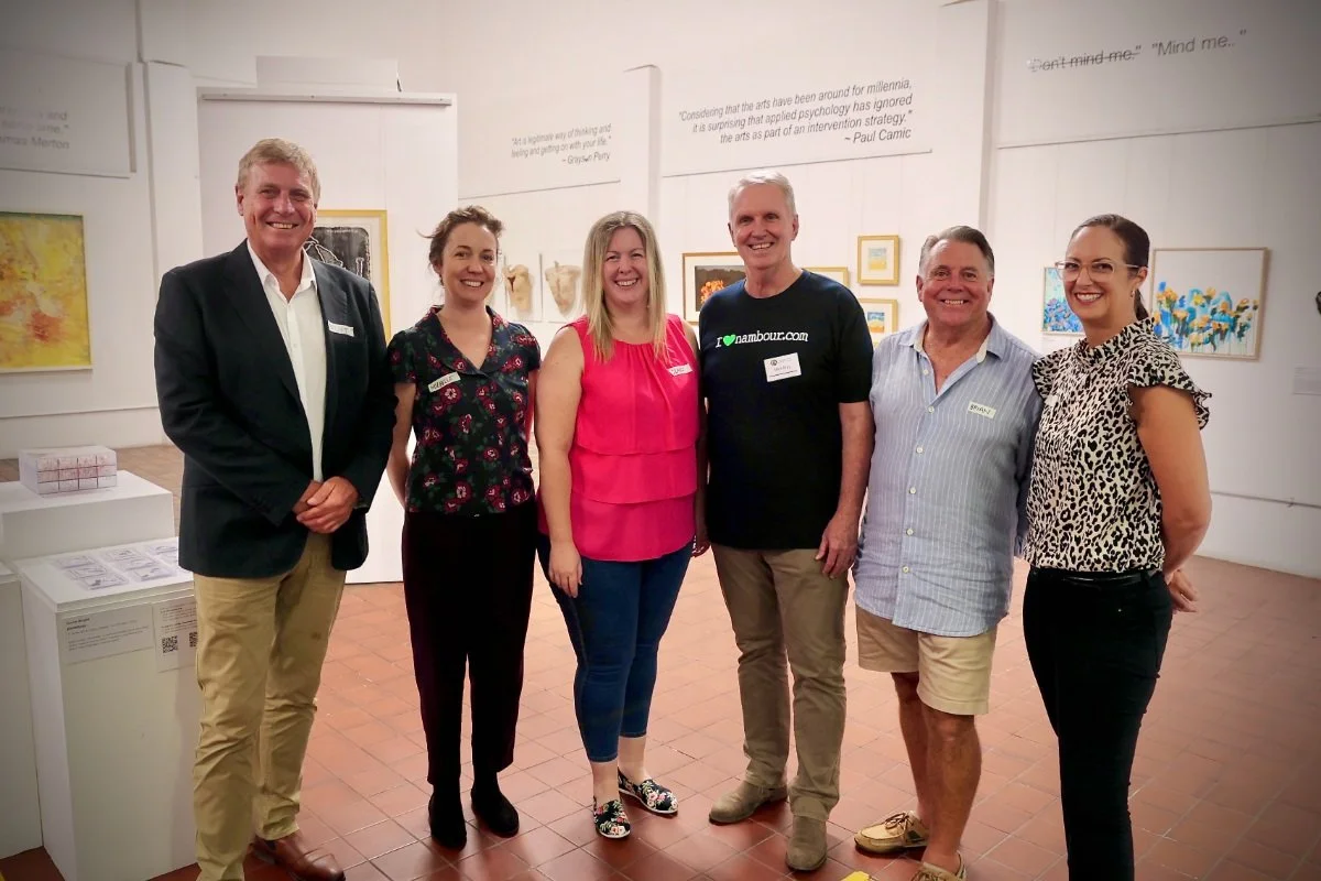 Chamber to host Christmas get-together. First drink is on them!