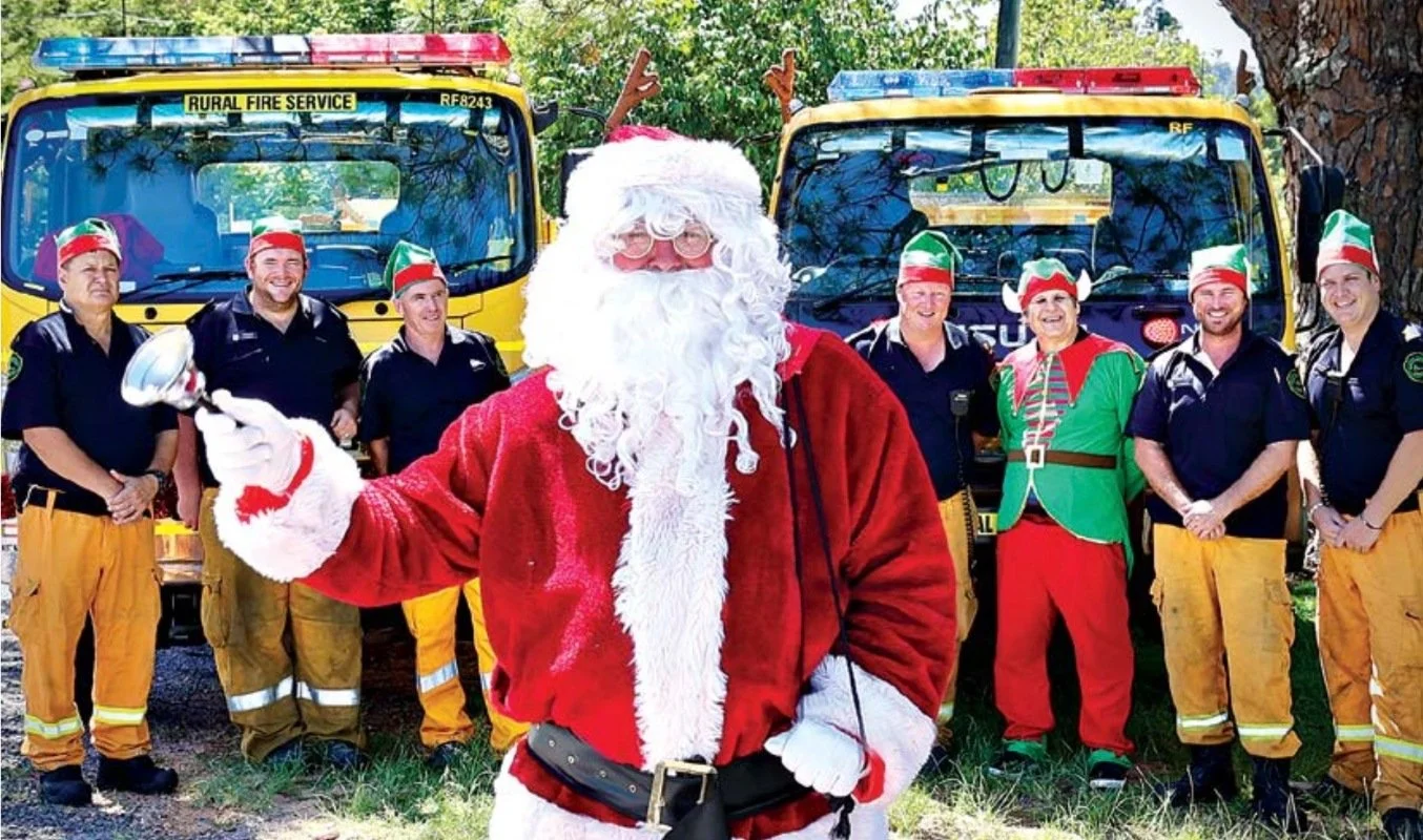 Rudolph takes day off as Firies give Santa a lift around sunny Palmwoods 