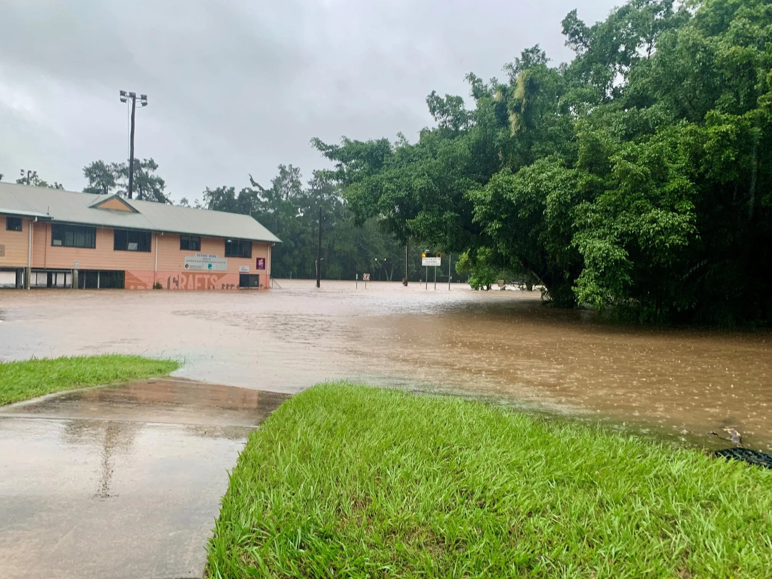 Flood levels rising. Council urges residents to stay home