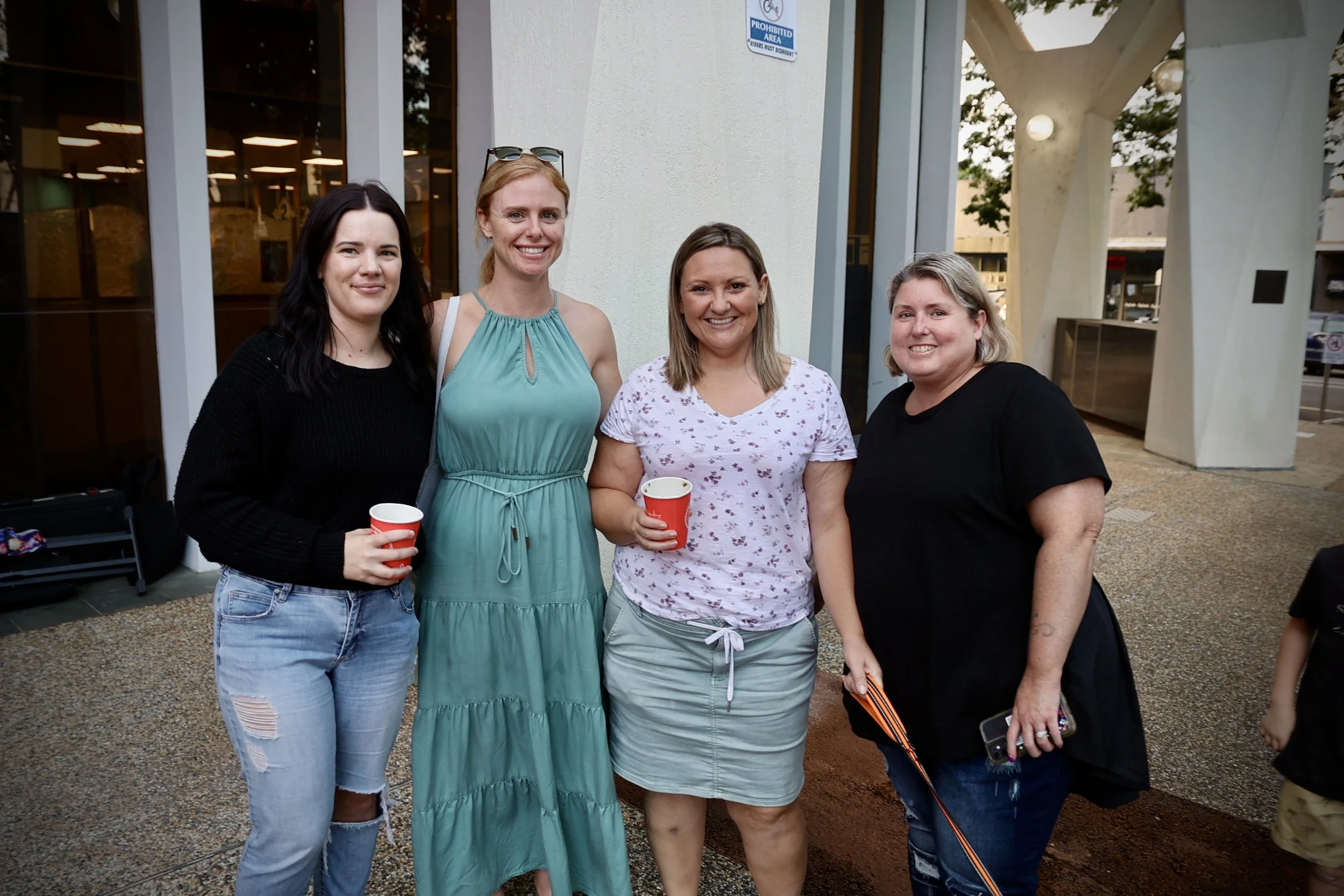 nambour forecourt live1.JPG