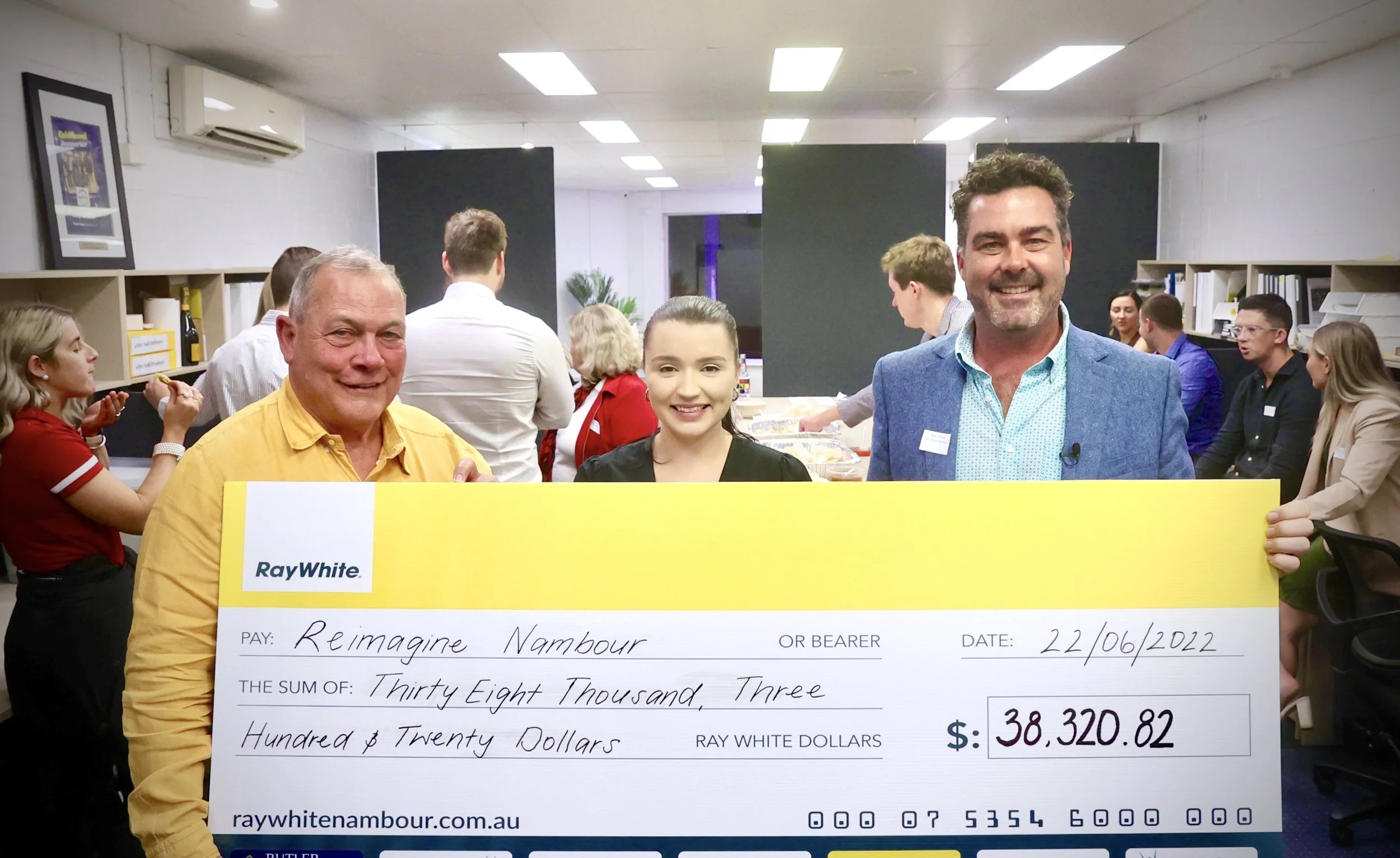 Crowds brave rain, raise big bucks at Nambour Rodeo