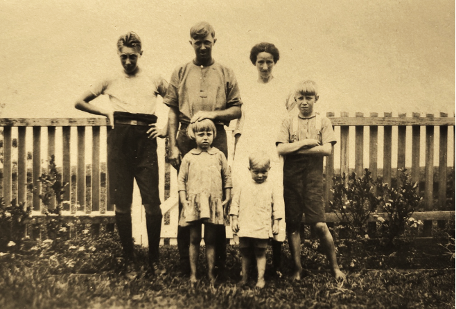 aird-family-montville.png