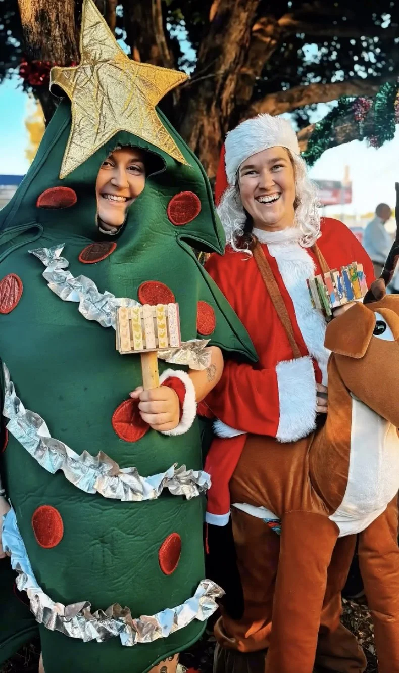 Woombye shines as town comes together for Lantern Parade