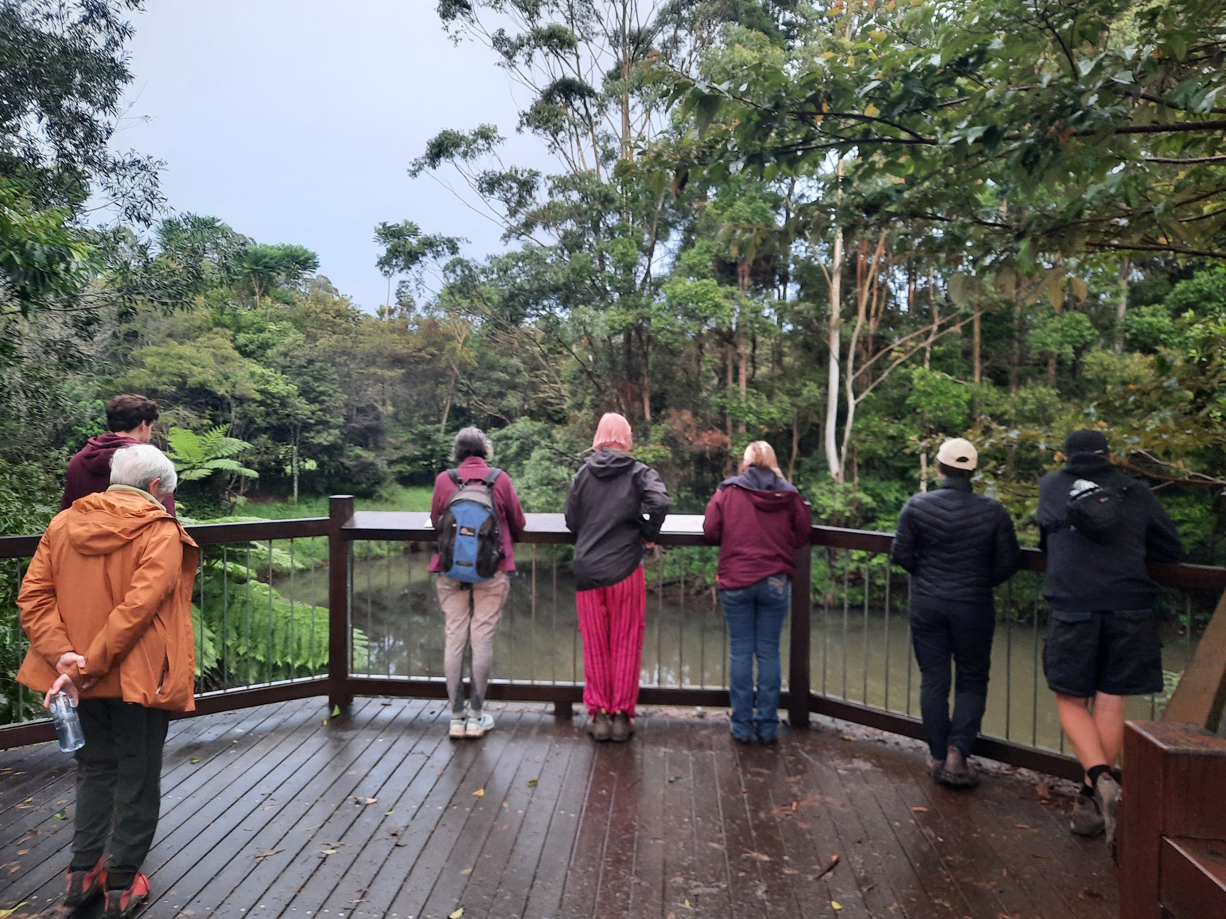 platypus Volunteers at Maleny platform 2024 pic 2.jpg