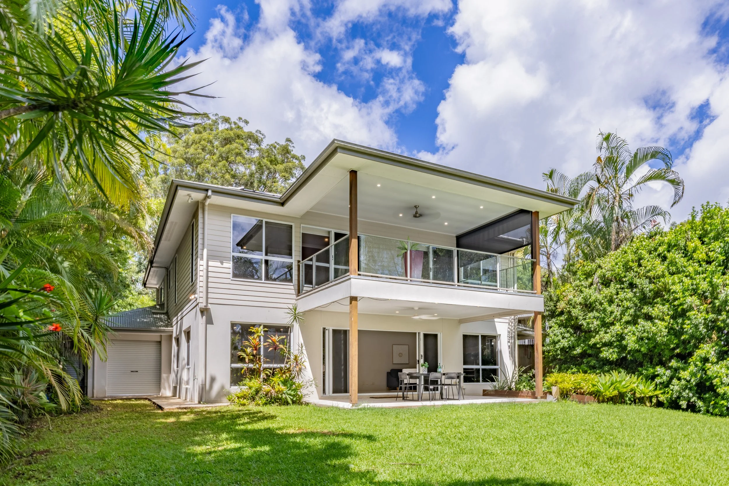 A rare find. Expansive living &amp; granny flat in the heart of Palmwoods