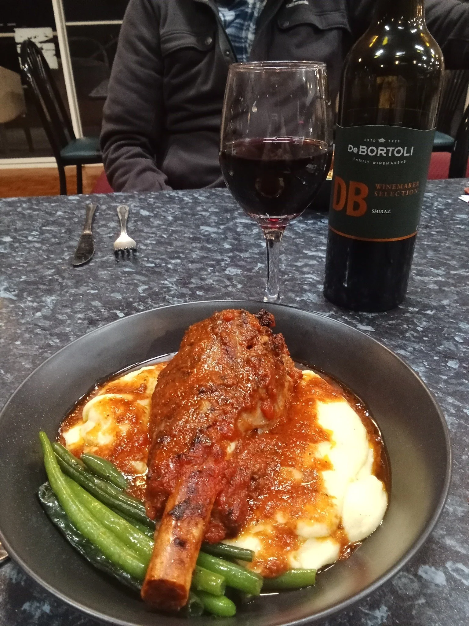 Affordable fun, great food &amp; good times at Palmwoods