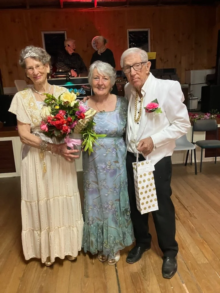 Gold and Silver splendour shines at Long Flat Hall’s Spring Ball