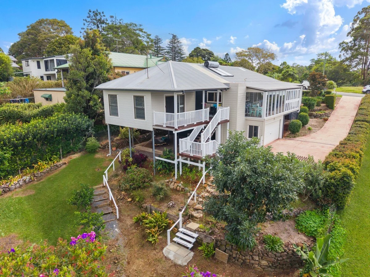 Character home in elevated Maleny street