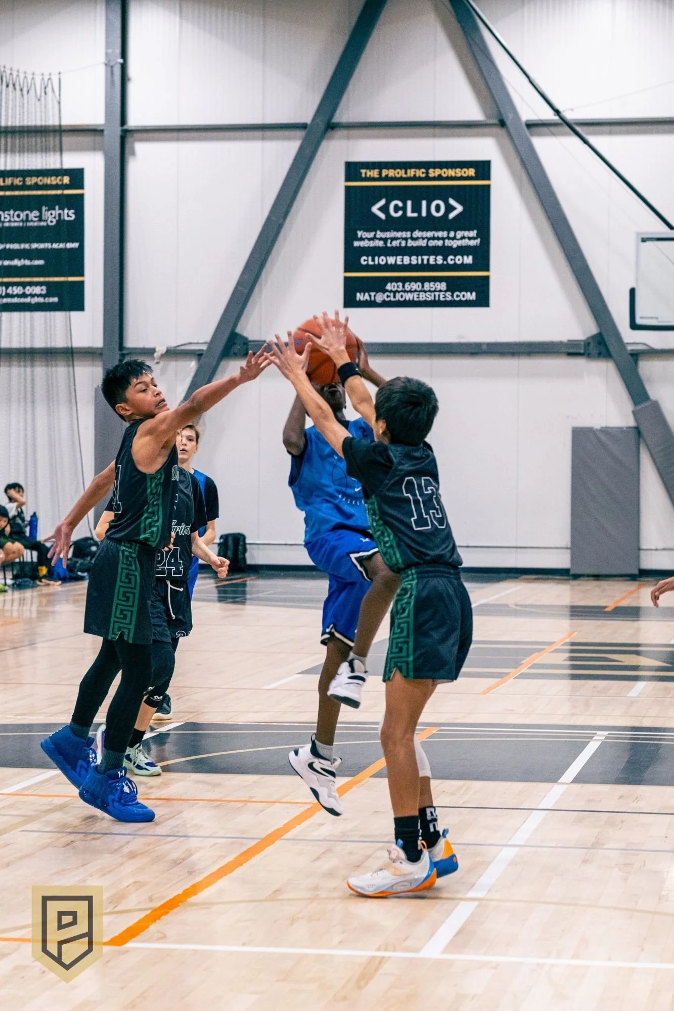 MISTLETOE MANIA (48).jpg