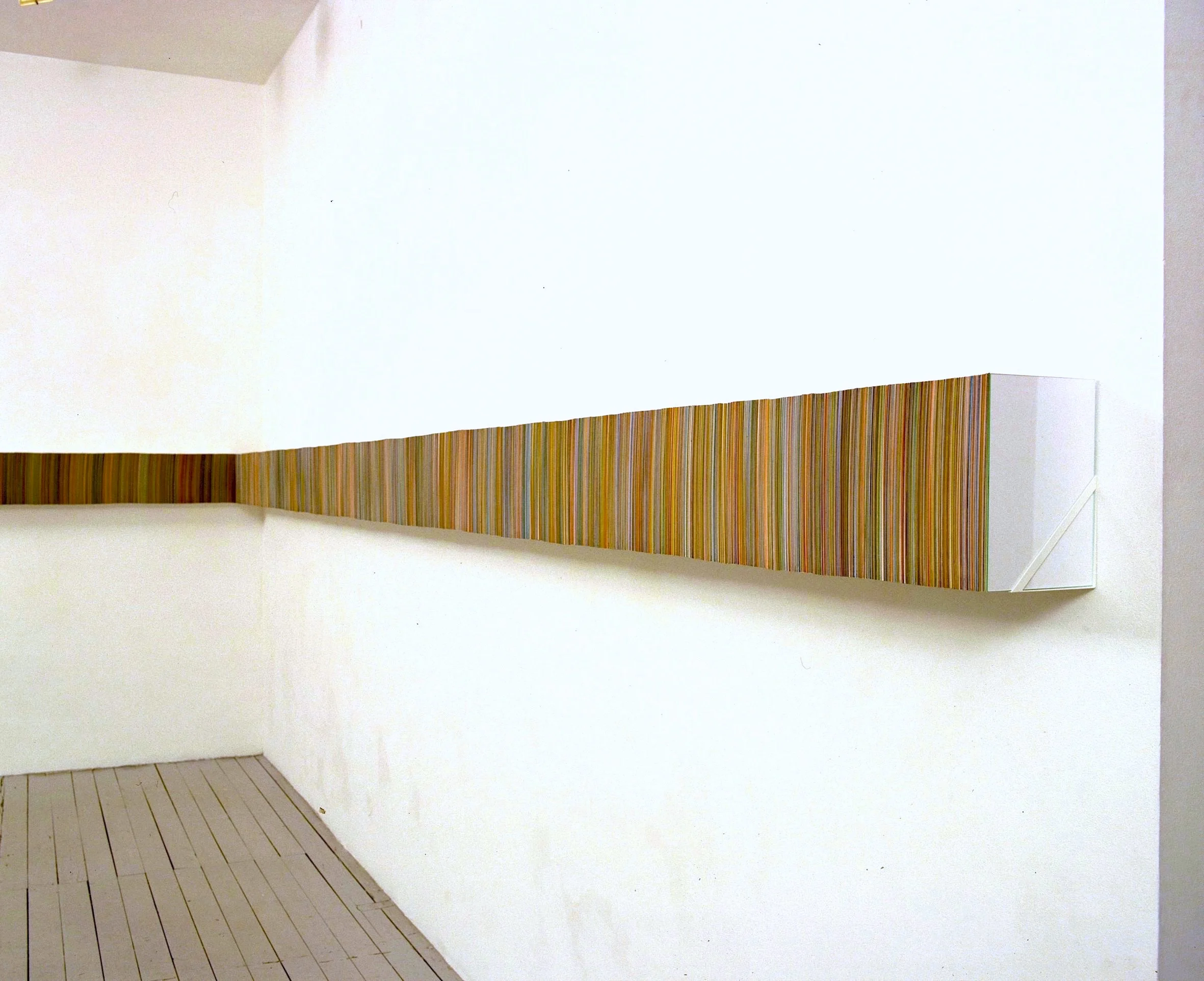 "31728" 22x900x17cm pen on paper