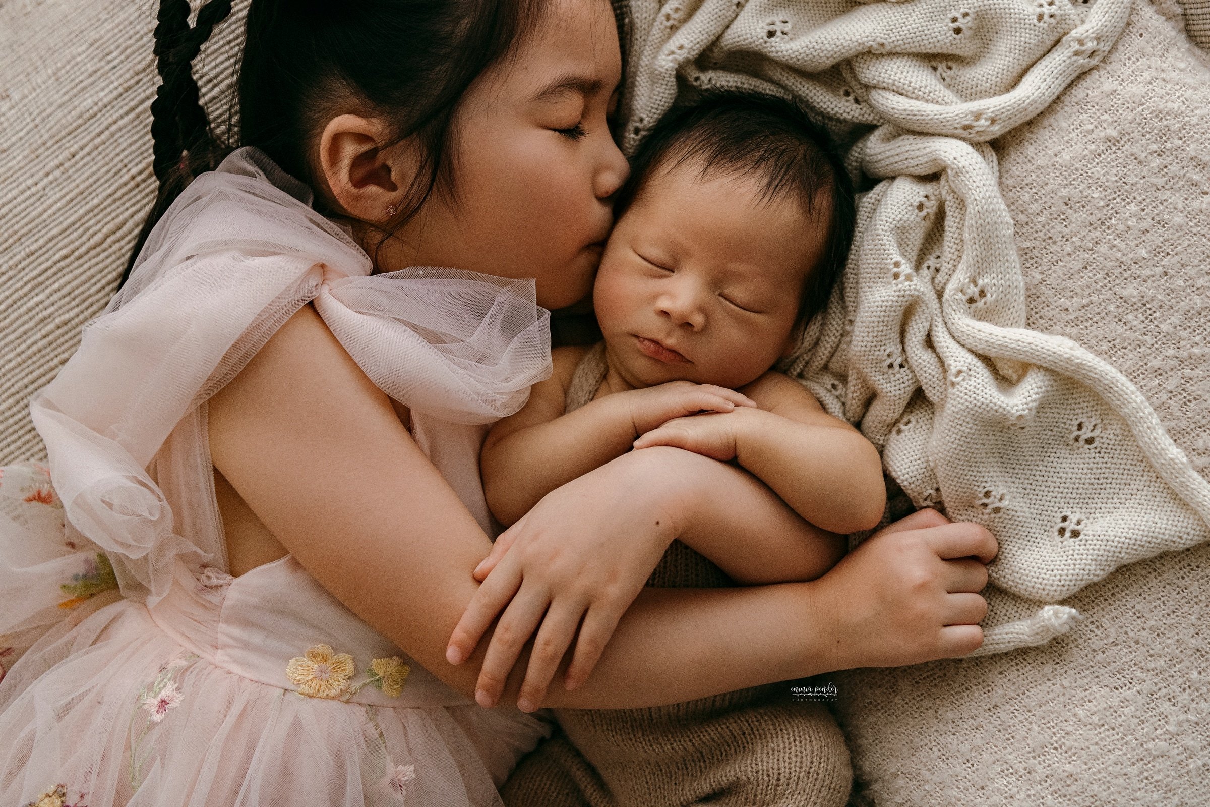 Melbourne Newborn Photographer | Emma Pender Photography