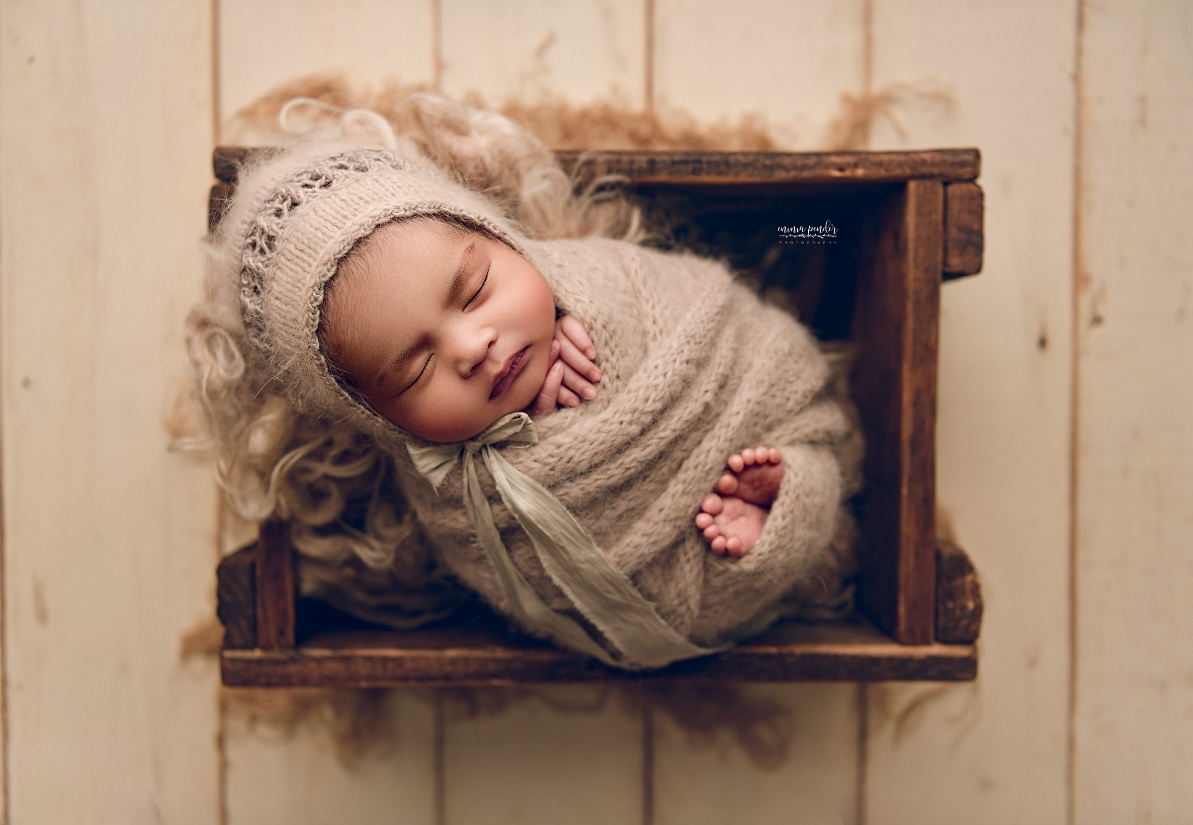 Melbourne Newborn Photographer | Emma Pender Photography 