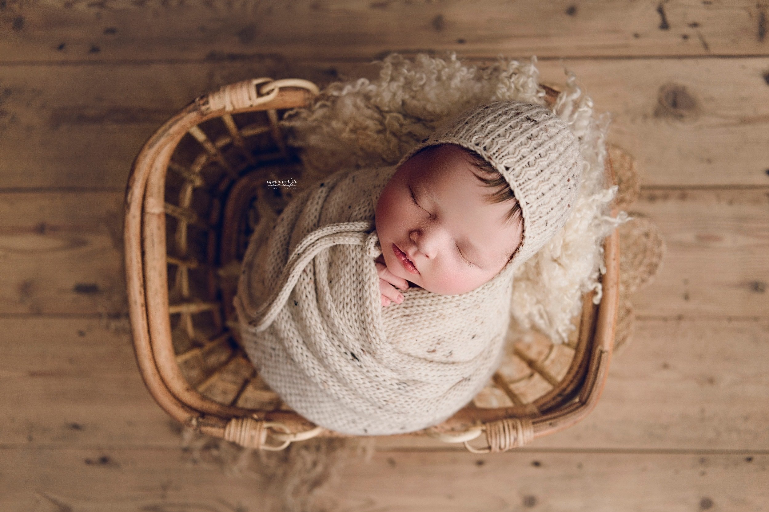 Melbourne-Newborn-Photographer.jpg