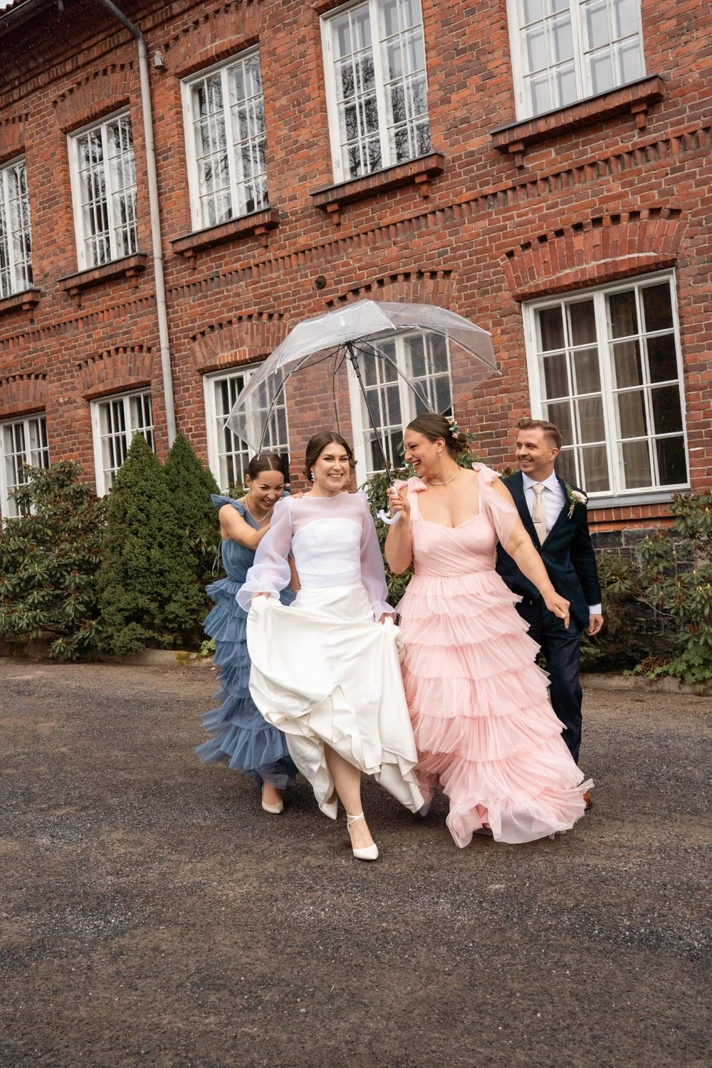 Dokumentaarinen hääkuvaus Fiskars - Porvoo - Lahti