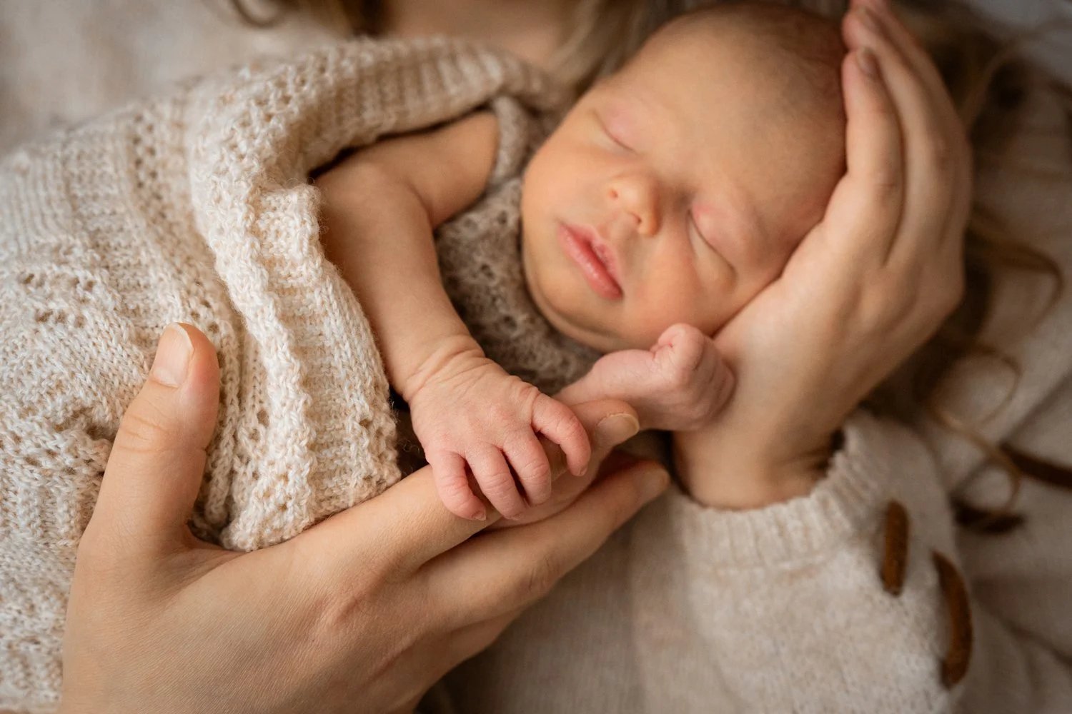 Newbornkuvaus - Vauvakuvaaja Lahti - Helsinki - Kouvola