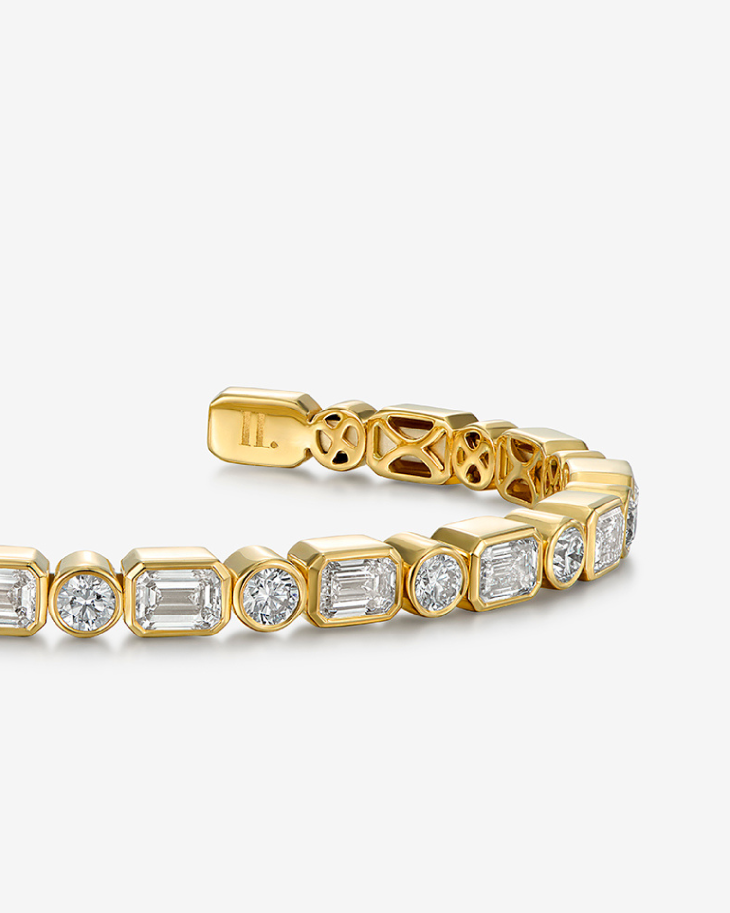 Cuff_close up.png