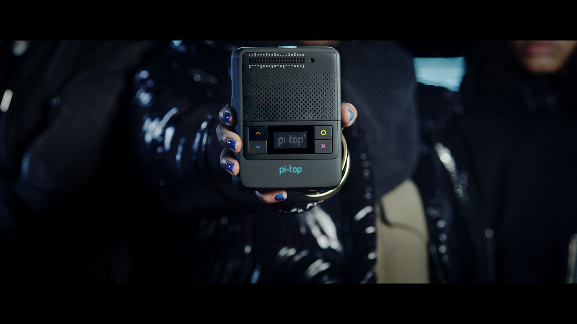  In addition to this an audio logo was created and coded into the start up screen for the actual device. This continued the sonic theme and delivers constant audio branding every time the Pi-Top [4] starts up. 