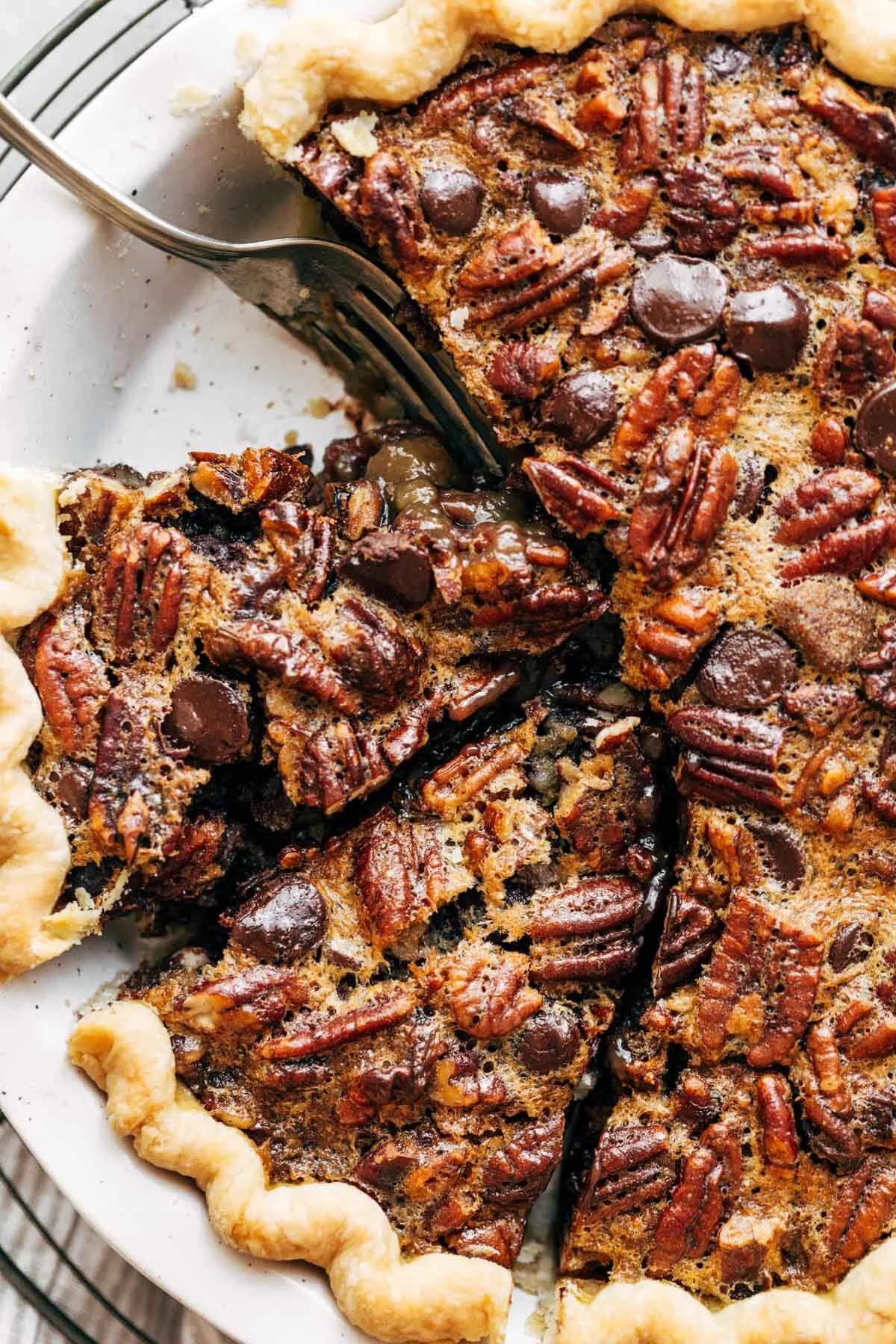 chocolate-bourbon-pecan-pie-close-up.jpg