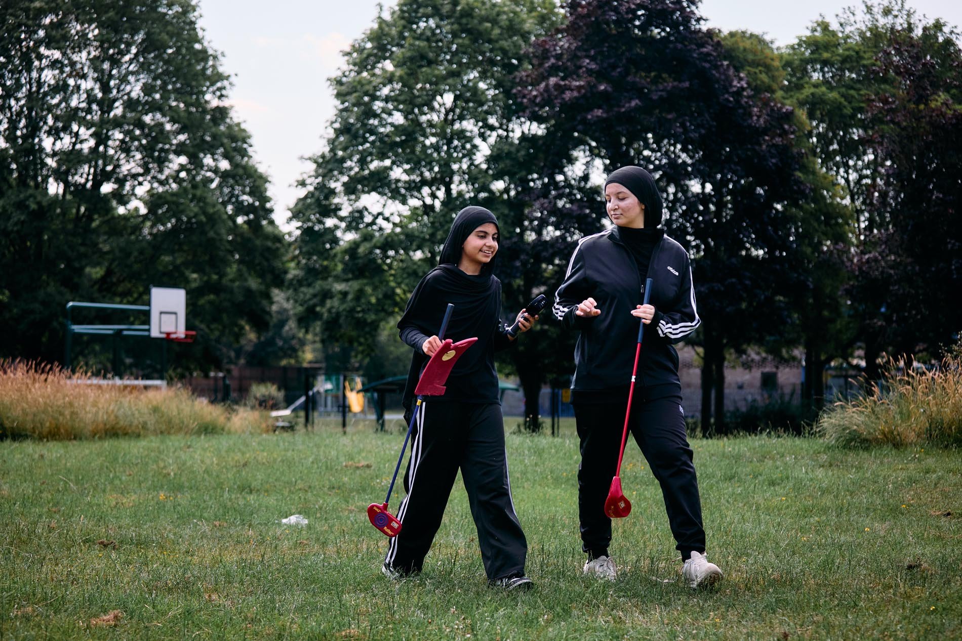 fatima-mian-muslim-girls-women-in-sport-golf-editorial-photography-photojournalism.jpg