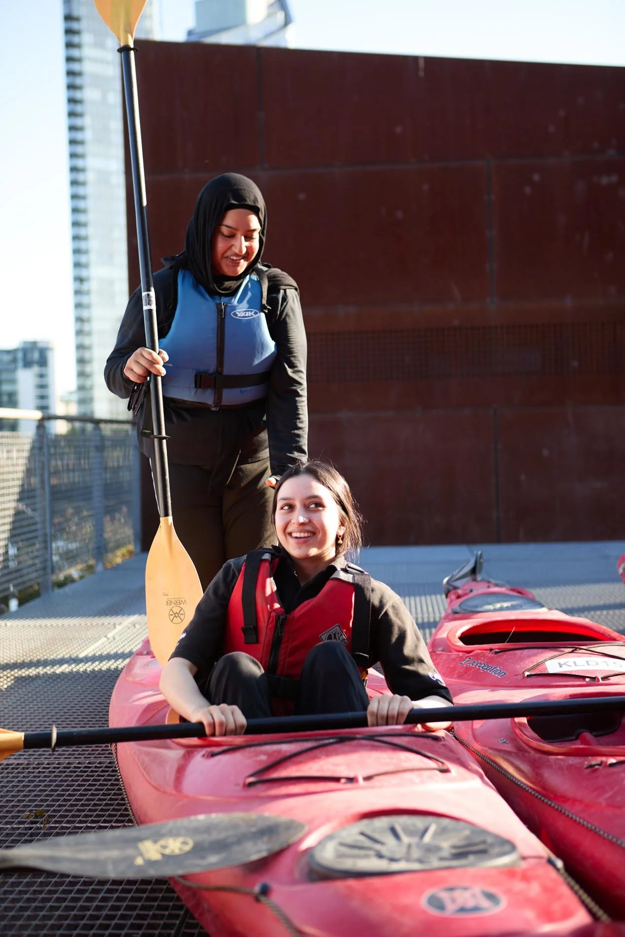 fatima-mian-muslim-women-kayaking-photojournalism-documentary-photography.jpg