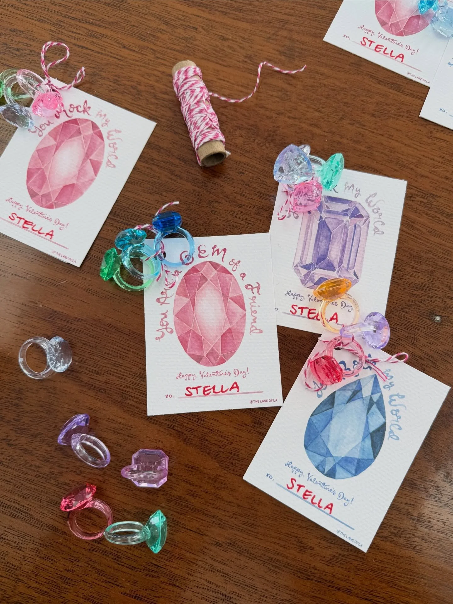 Lately it&rsquo;s been Valentines, my bump, and little things filling my cup 💎❣️☕️

#valentinecards #handmadevalentine #watercolorillustration #illustratedcards #thelandofla