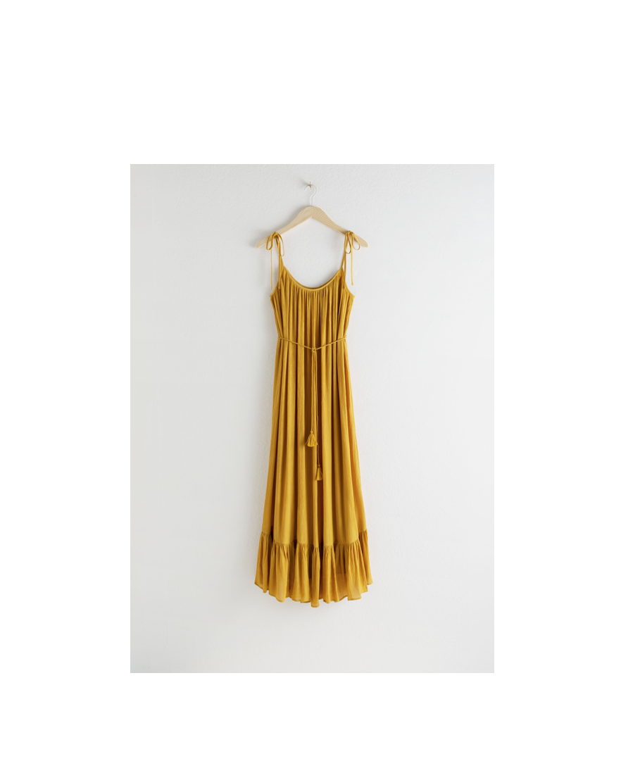 Eeelsker denne kjole - farven, stoffet, snittet! Der er sådan lidt luksus-hippie over den - sådan en drøm!