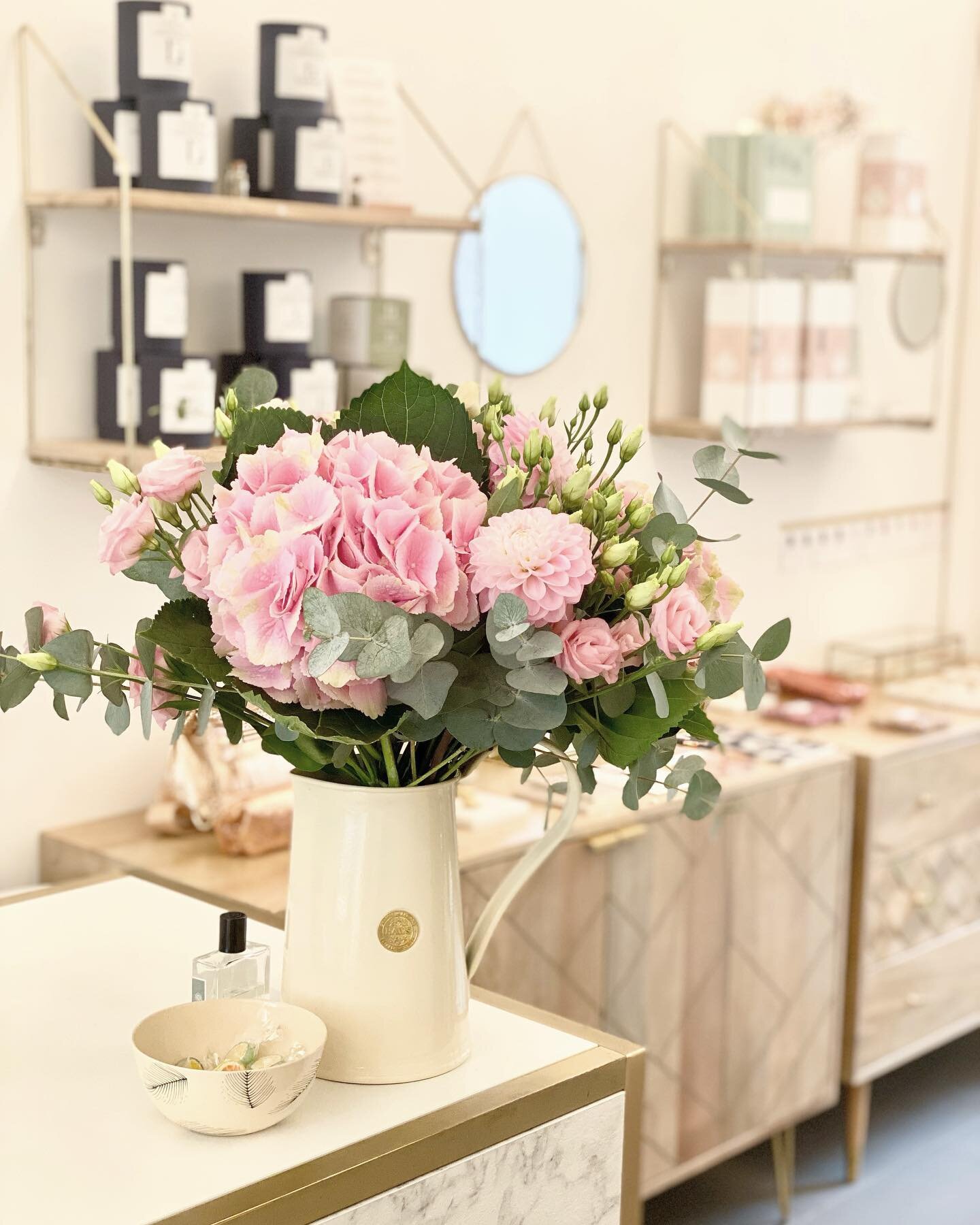 H&acirc;te de vous retrouver demain pour vous faire d&eacute;couvrir les premi&egrave;res nouveaut&eacute;s de la saison 🌸☀️🌈