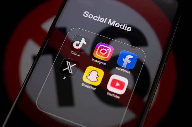 The Under-16 Social Media Ban: Britain’s Growing Appetite for Australia’s Experiment 