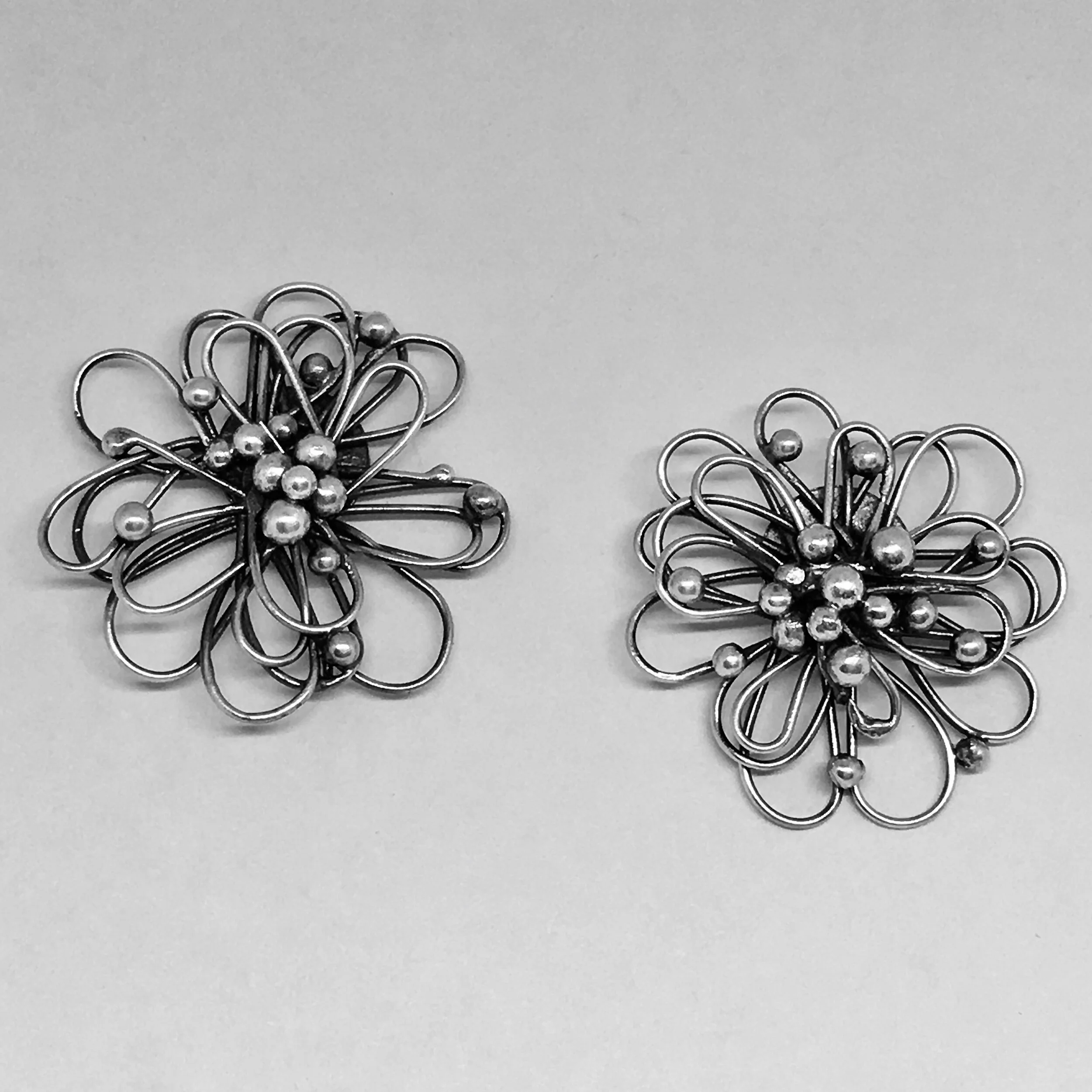 Daisy Earrings