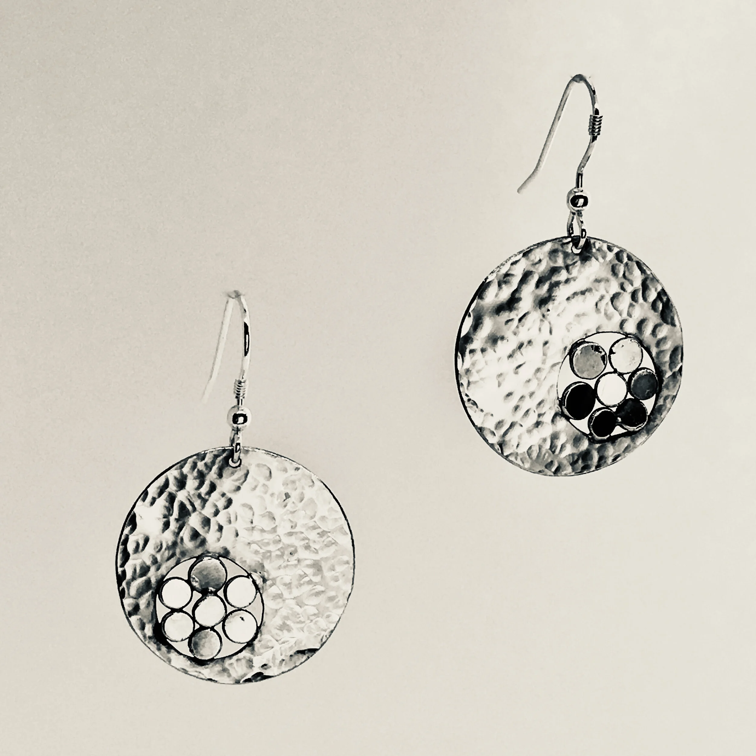 Silver_Pendant_Disc_Earrings_Main.jpeg