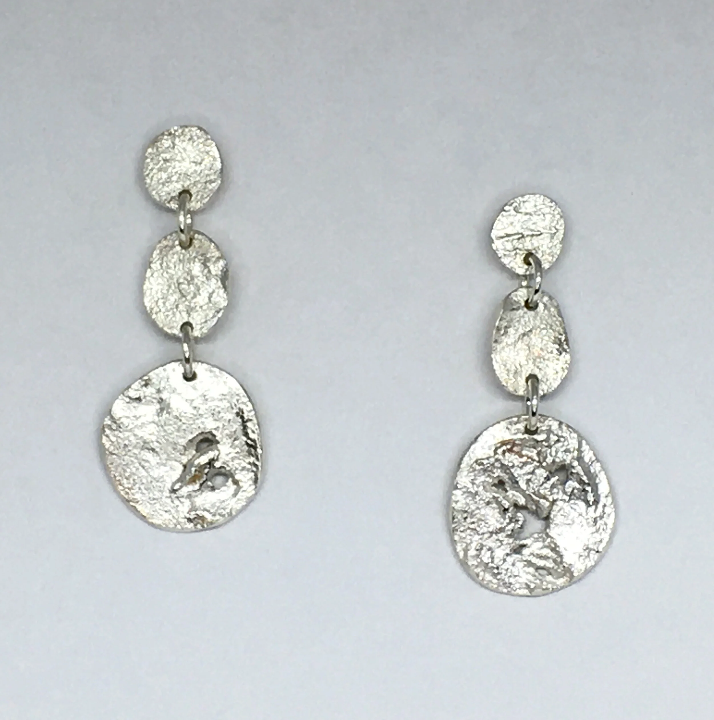 Pendant Rounds in Silver