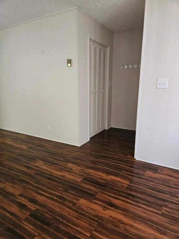 205 E New Jersey Ave #5 (23).jpg