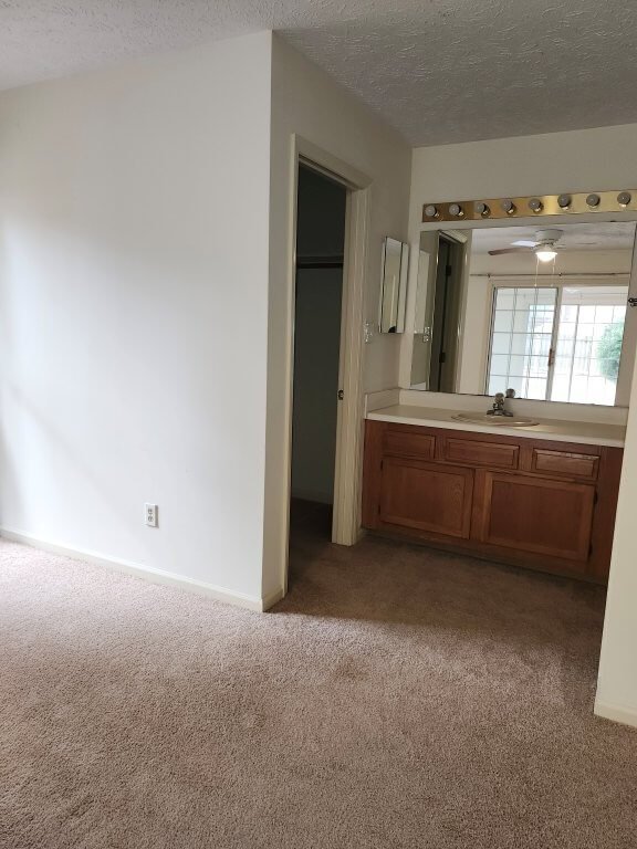 4 Taylor Place (6).jpg