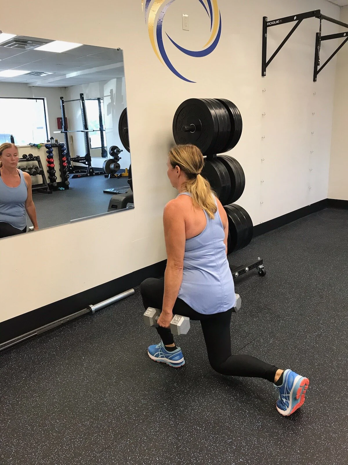 Woman Lunge.jpg