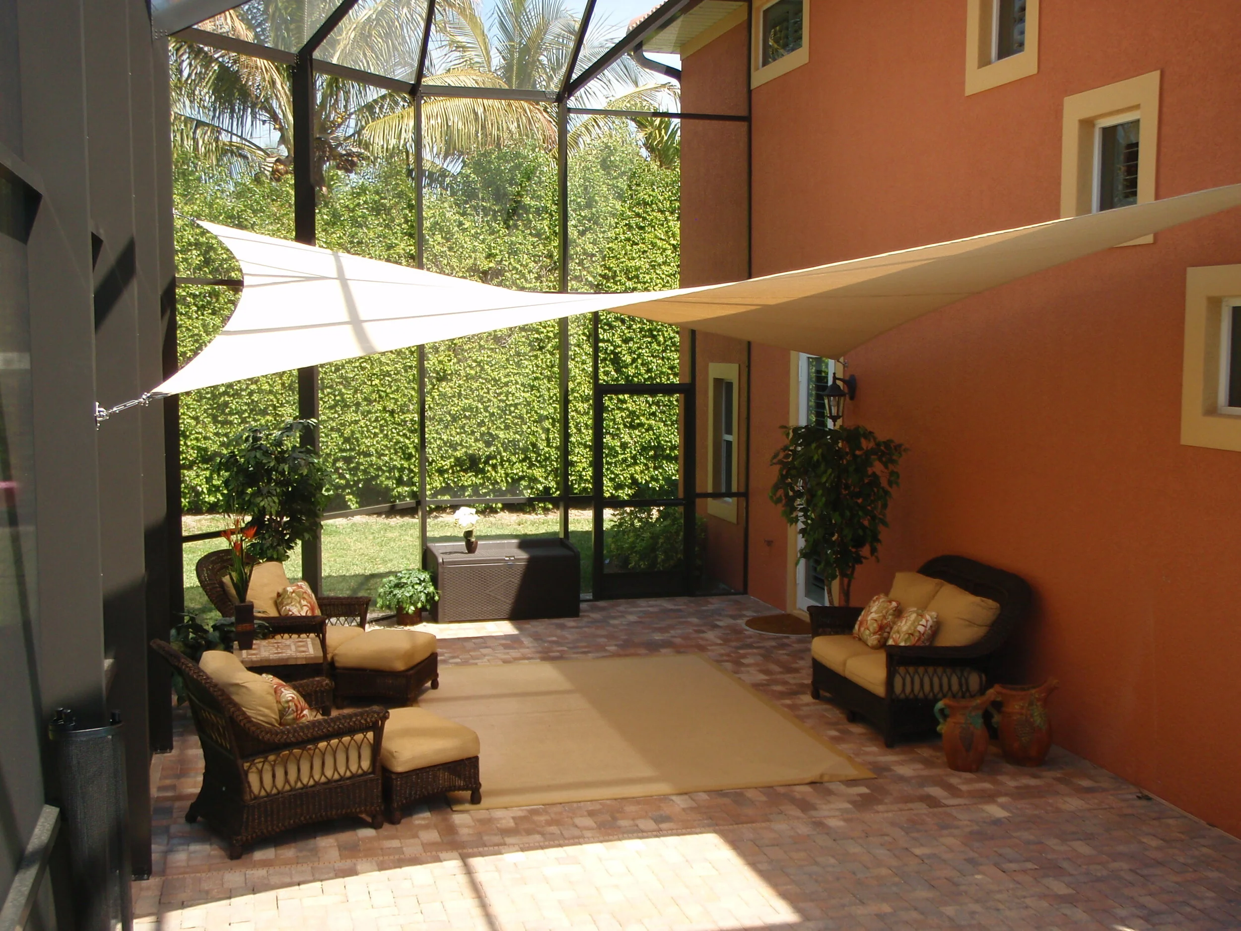 Shade over seating area 2.JPG