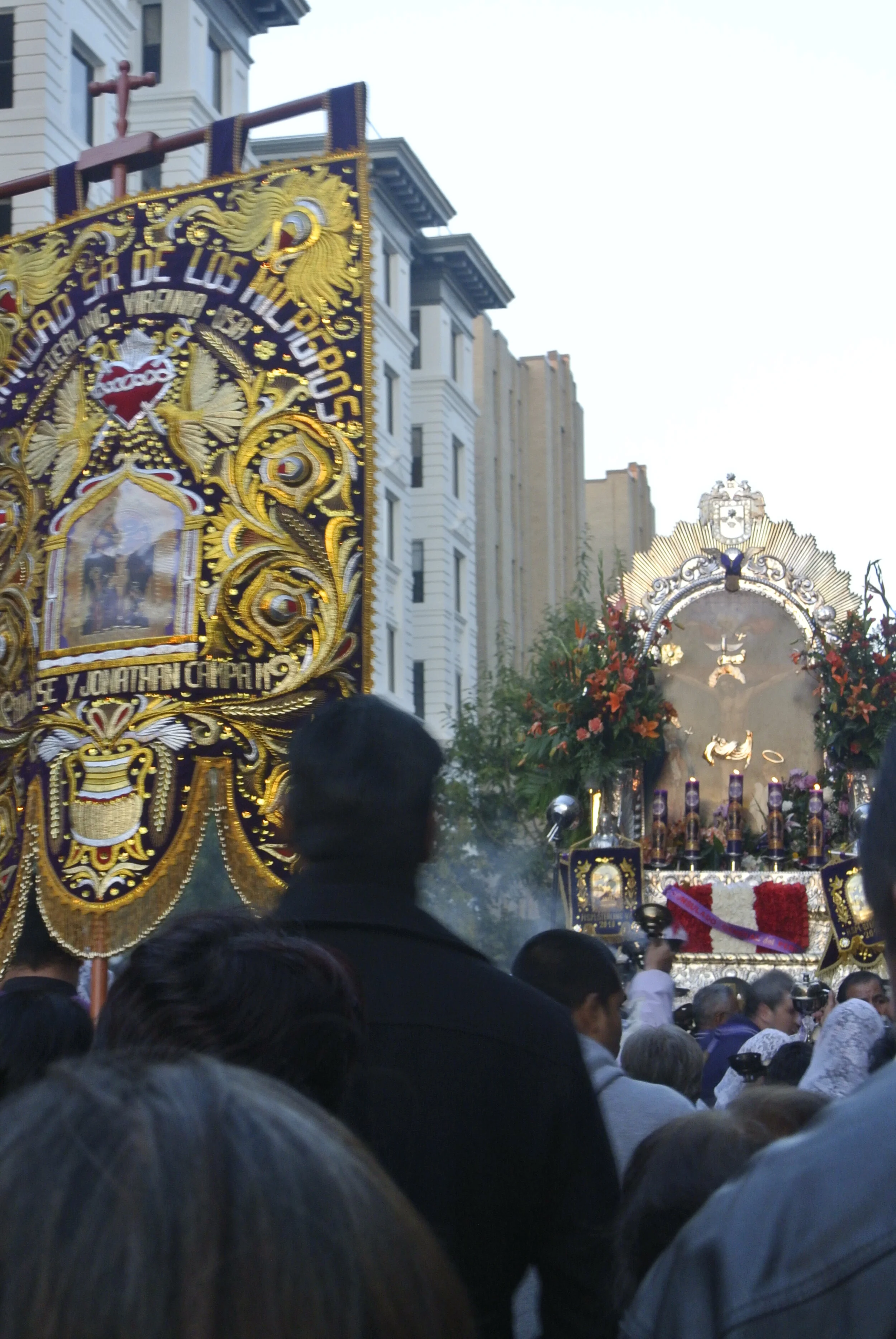 Oct. 2013 California Street Latino March-20.JPG