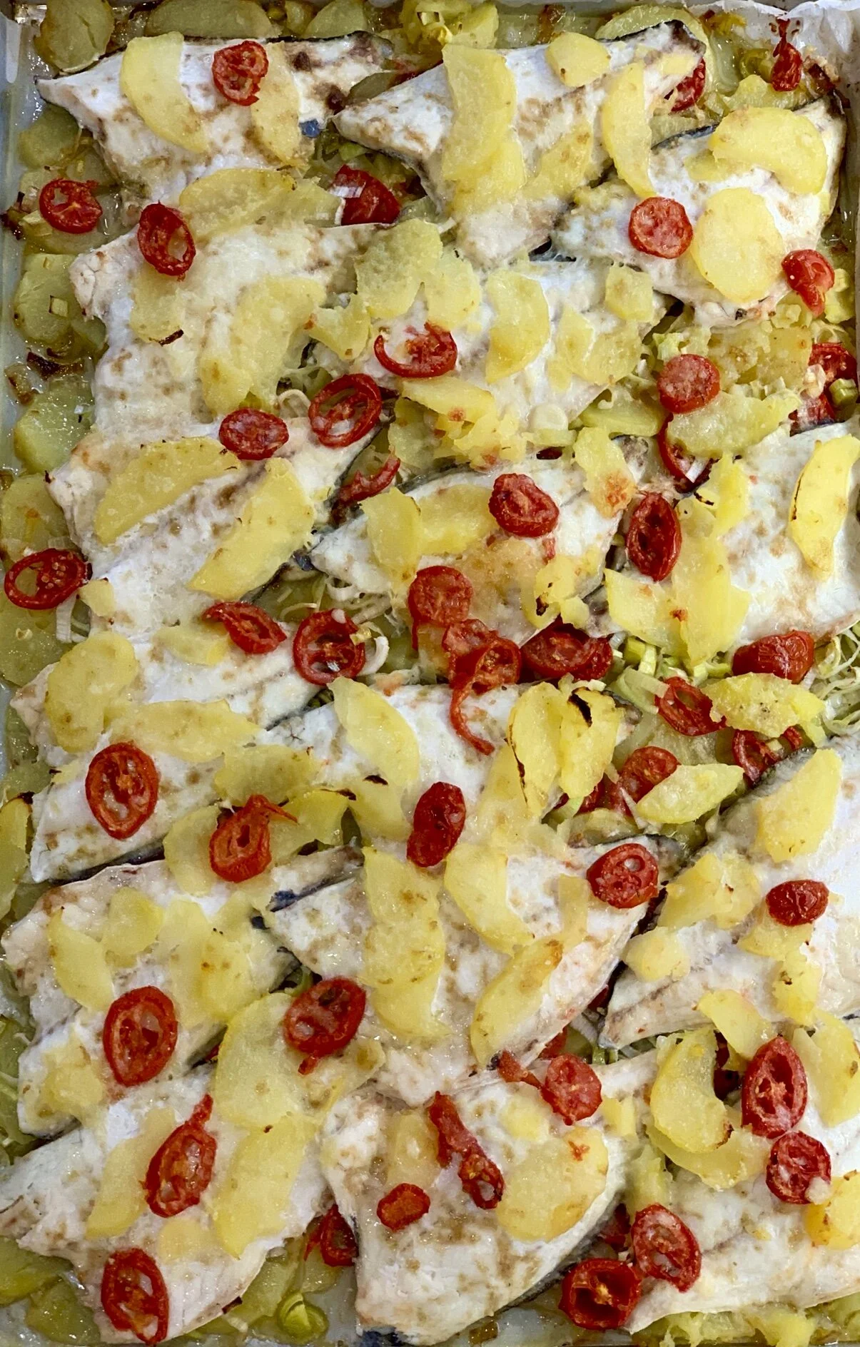 BRANZINO AL FORNO.jpeg