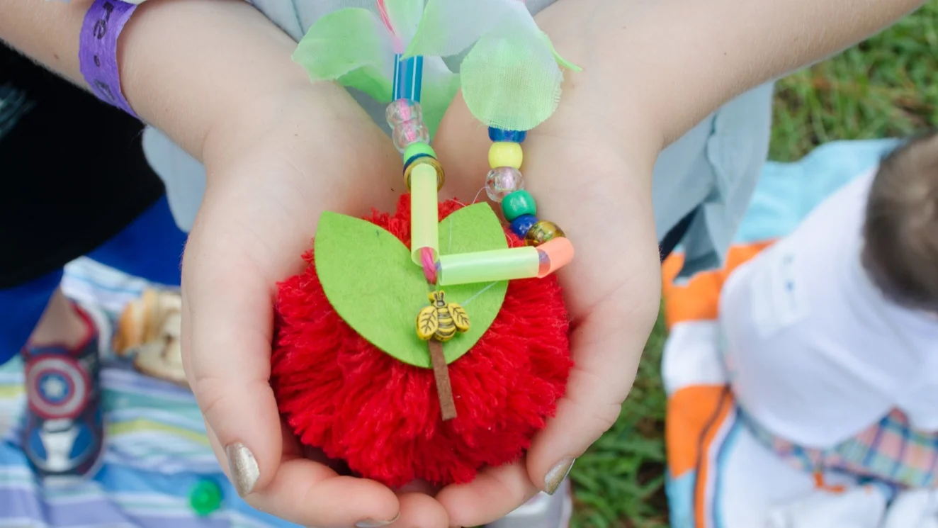 DIY: Apple and honeybee pom-pom necklace